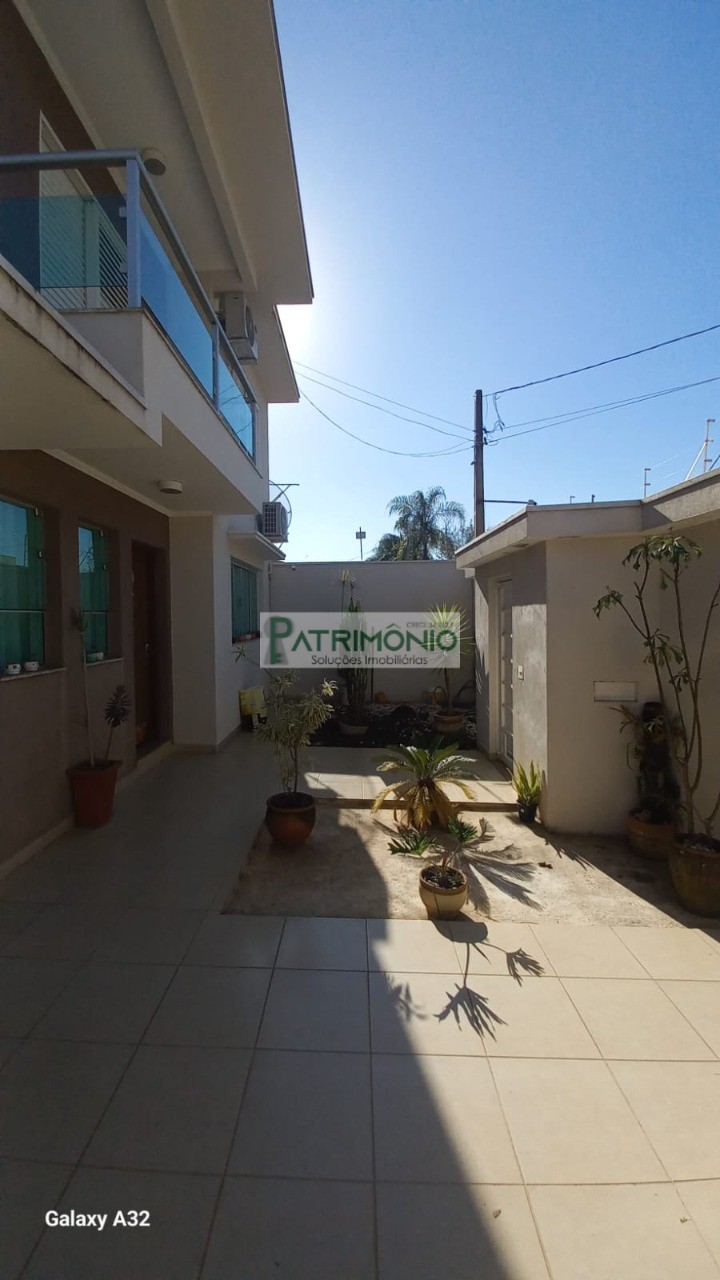 Casa residencial em jaguariúna - sp, jardim alice