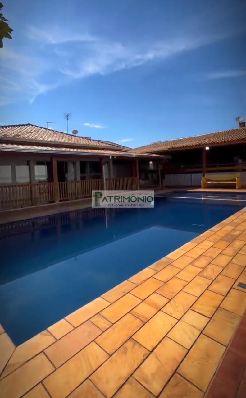 Casa, 4 quartos, 470 m² - Foto 1