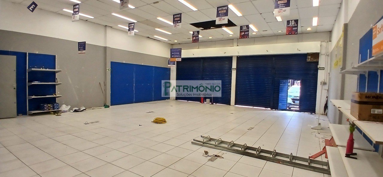 Salão Comercial para Locação no Centro de Jaguariúna-SP: 5 Salas, 2 Banheiros, 4 Vagas de Garagem - 250m² de Área