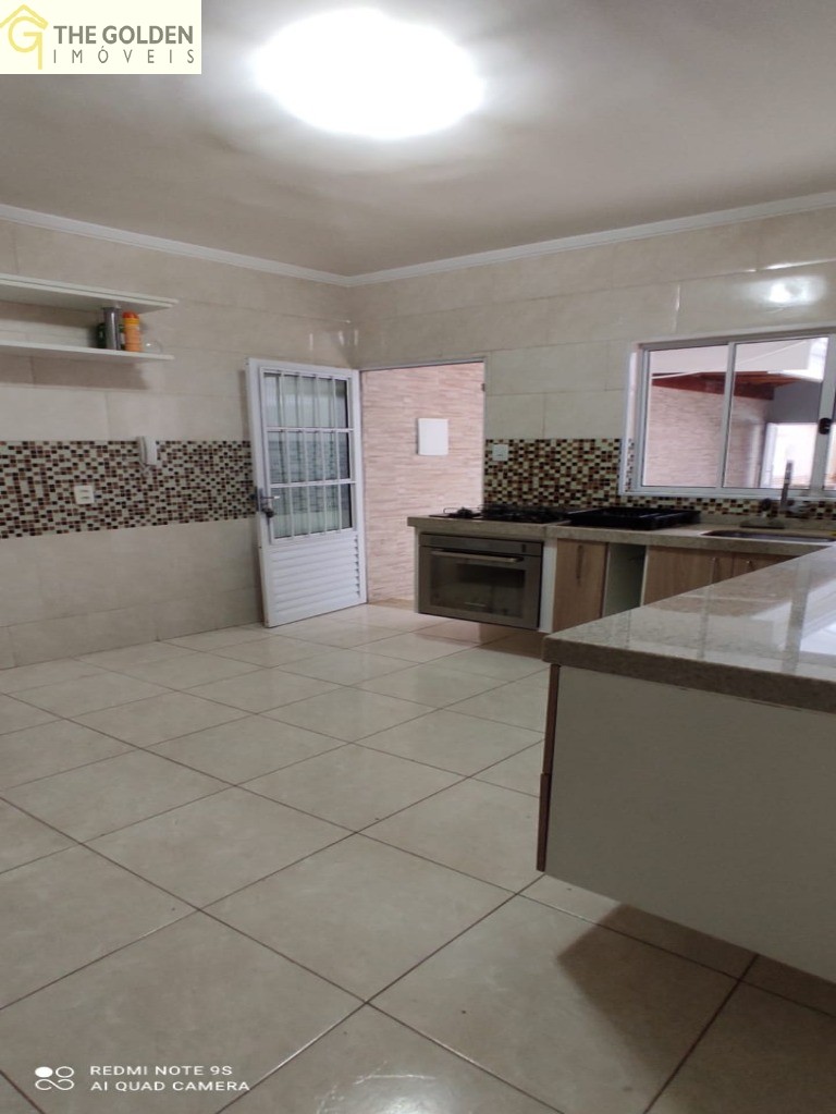 Sobrado, 3 quartos, 300 m² - Foto 24