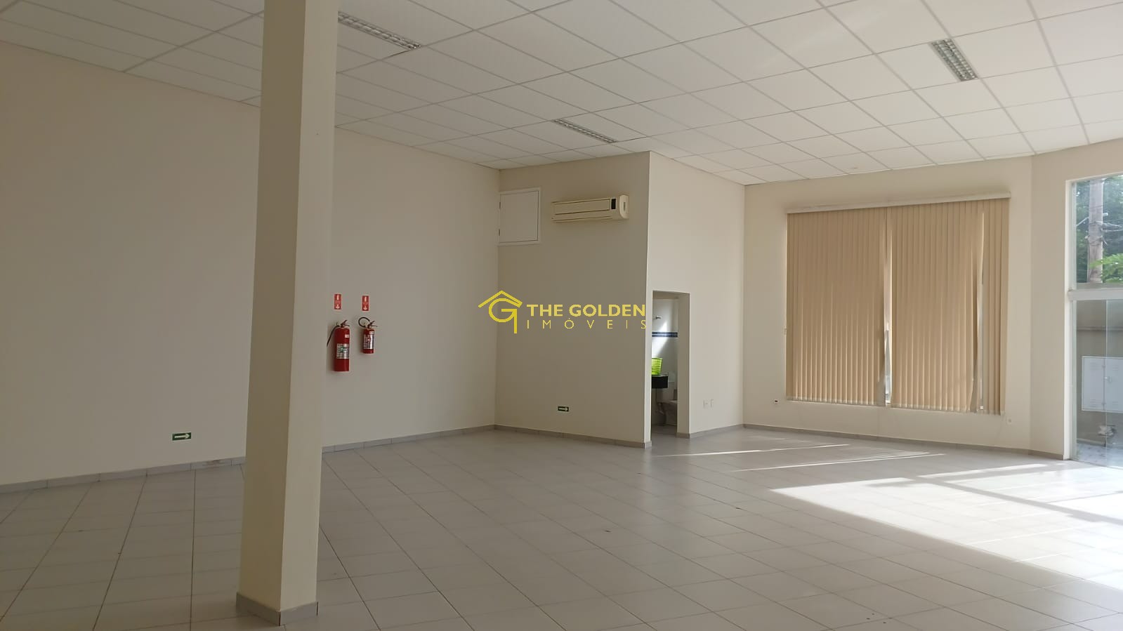 Loja-Salão, 60 m² - Foto 1