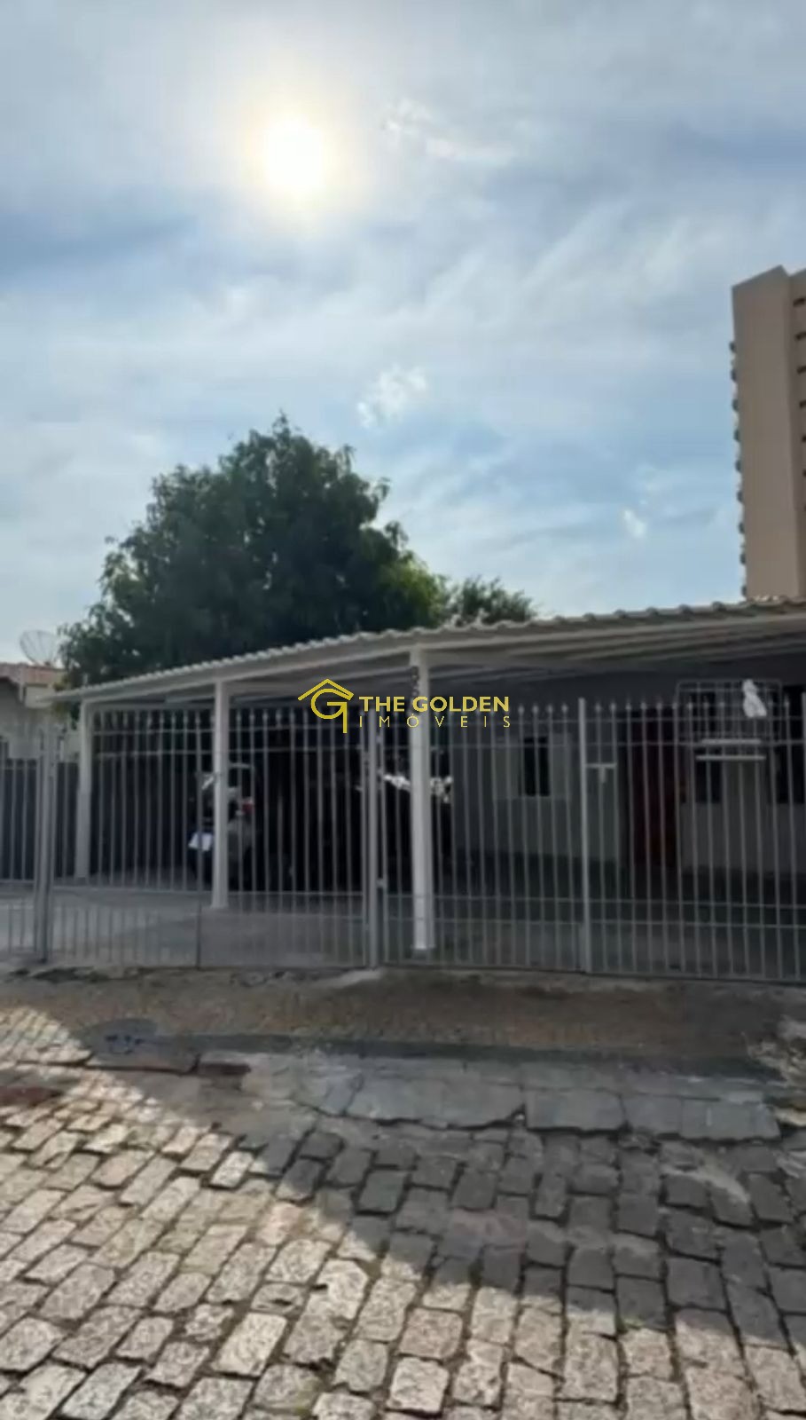 Casa, 3 quartos, 228 m² - Foto 1