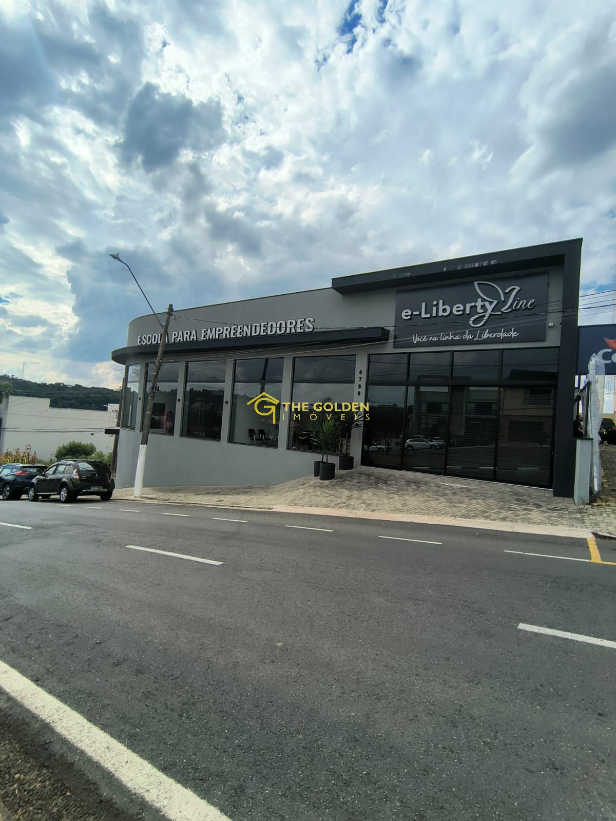 Loja-Salão, 500 m² - Foto 1