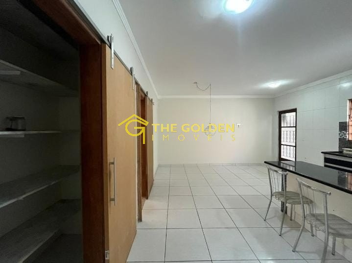 Casa, 3 quartos, 300 m² - Foto 6
