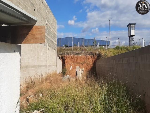 Loteamento e Condomínio - Foto 1