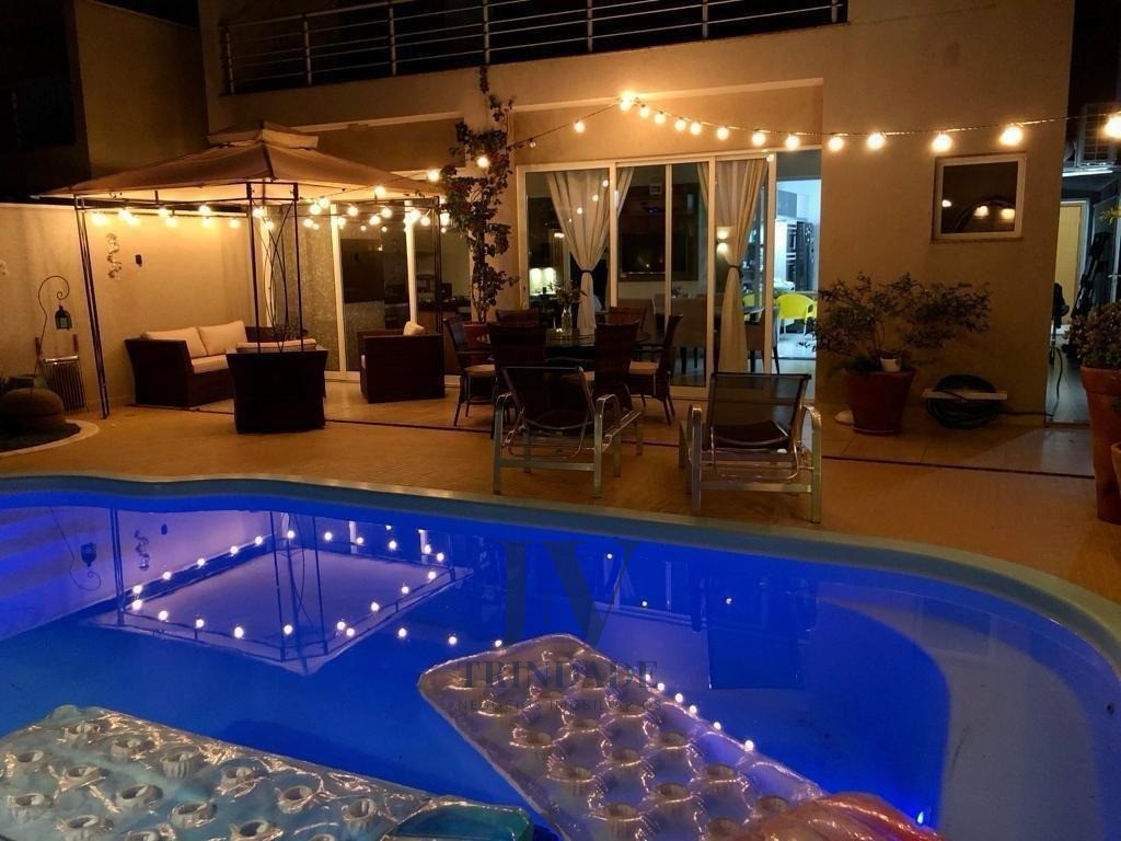 Casa, 4 quartos - Foto 1
