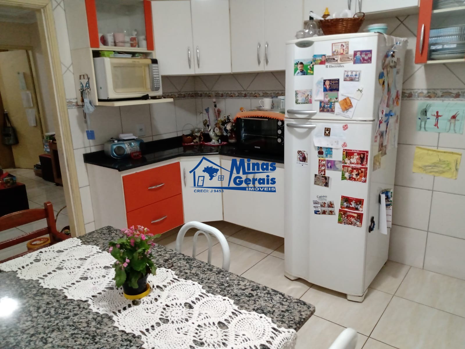 Casa à venda com 2 quartos, 82m² - Foto 4