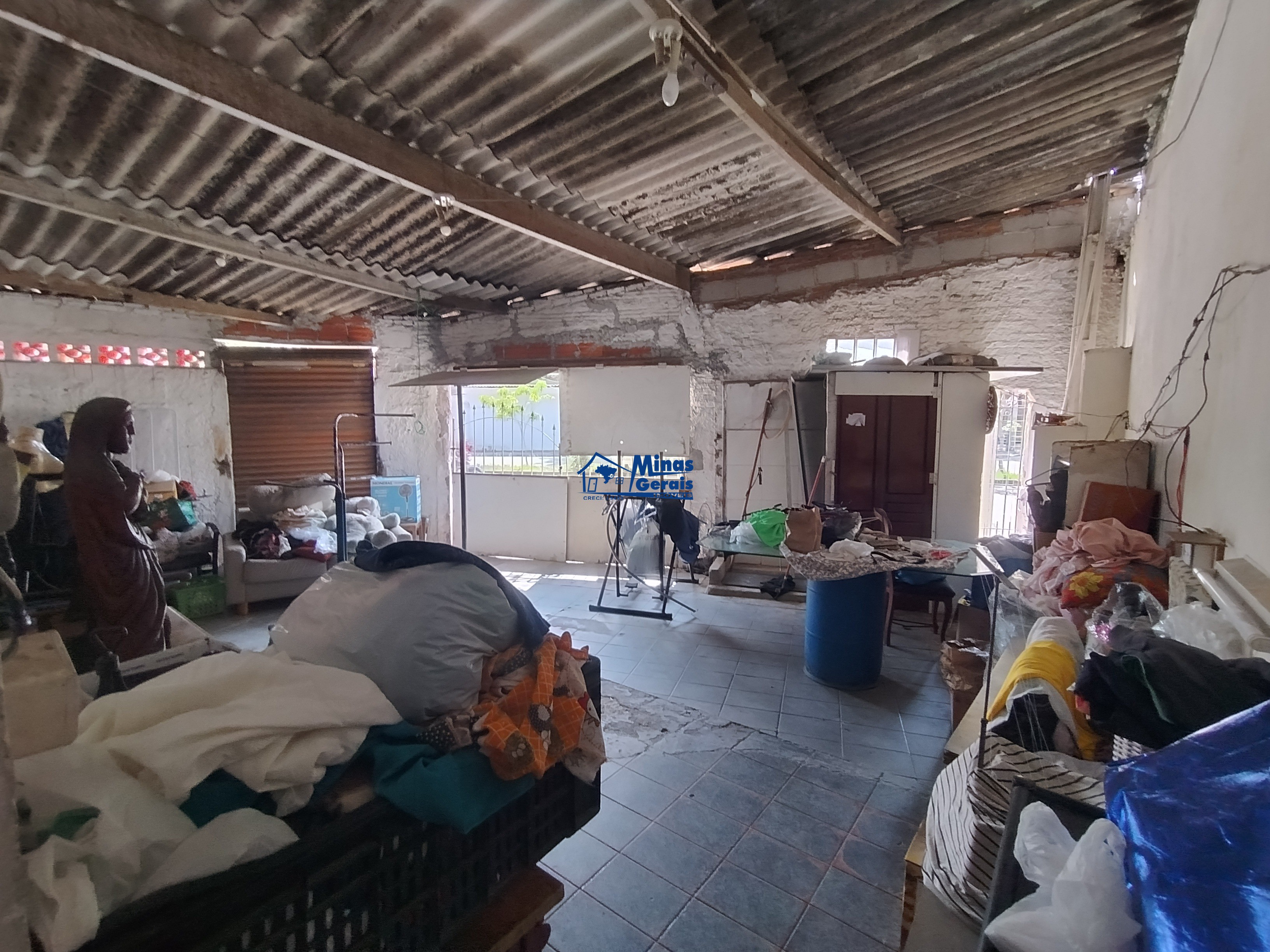 Casa à venda com 3 quartos, 214m² - Foto 5