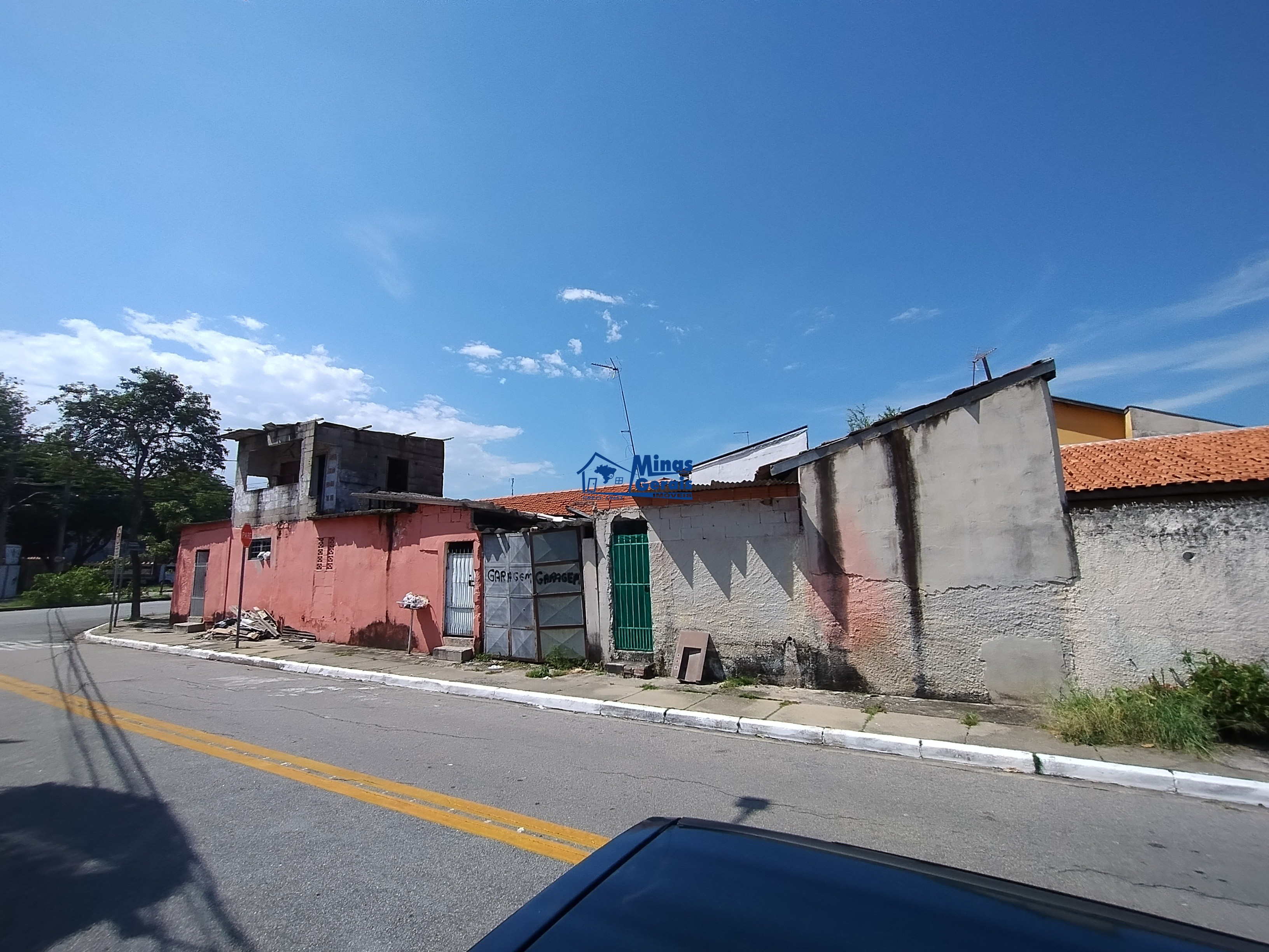 Casa à venda com 3 quartos, 214m² - Foto 7