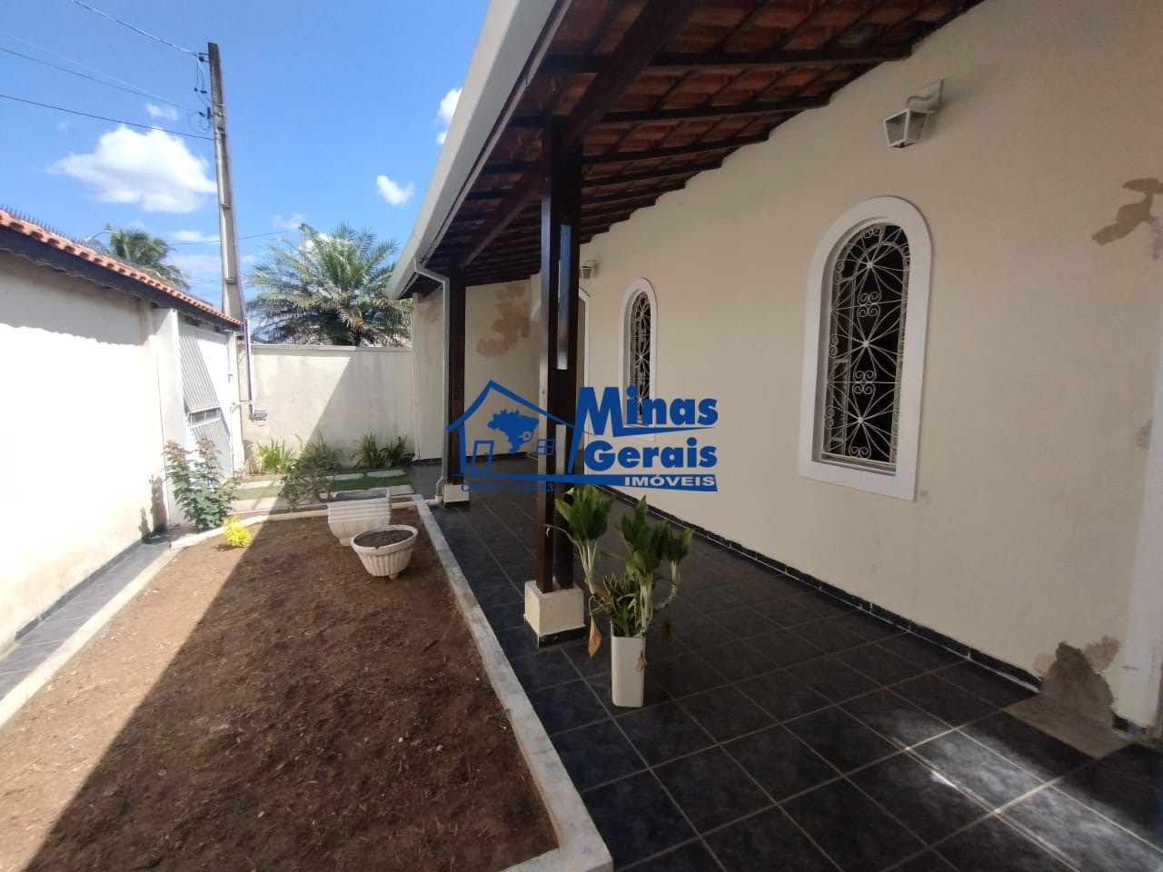 Casa para alugar com 3 quartos, 128m² - Foto 3