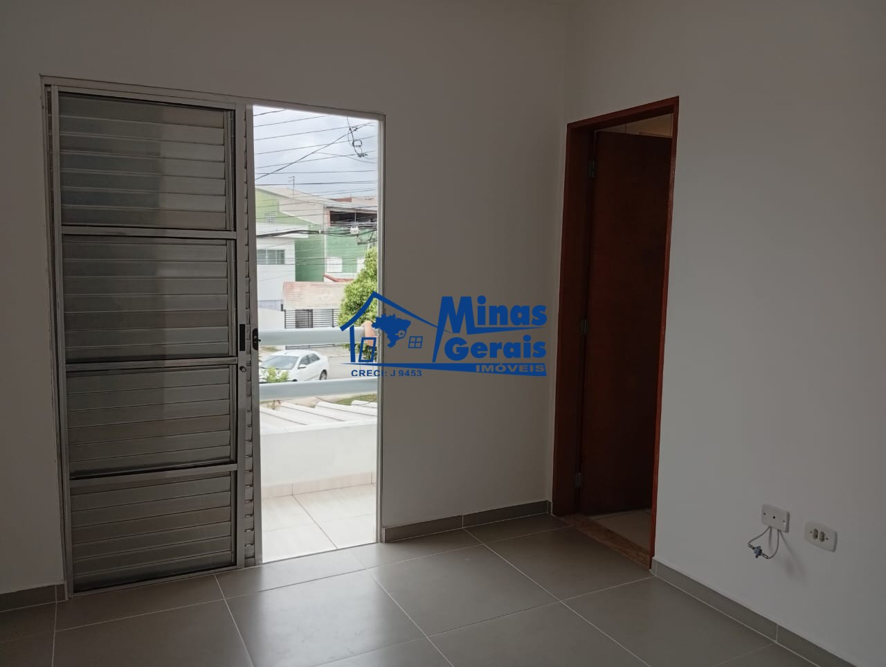 Casa para alugar com 2 quartos, 55m² - Foto 13