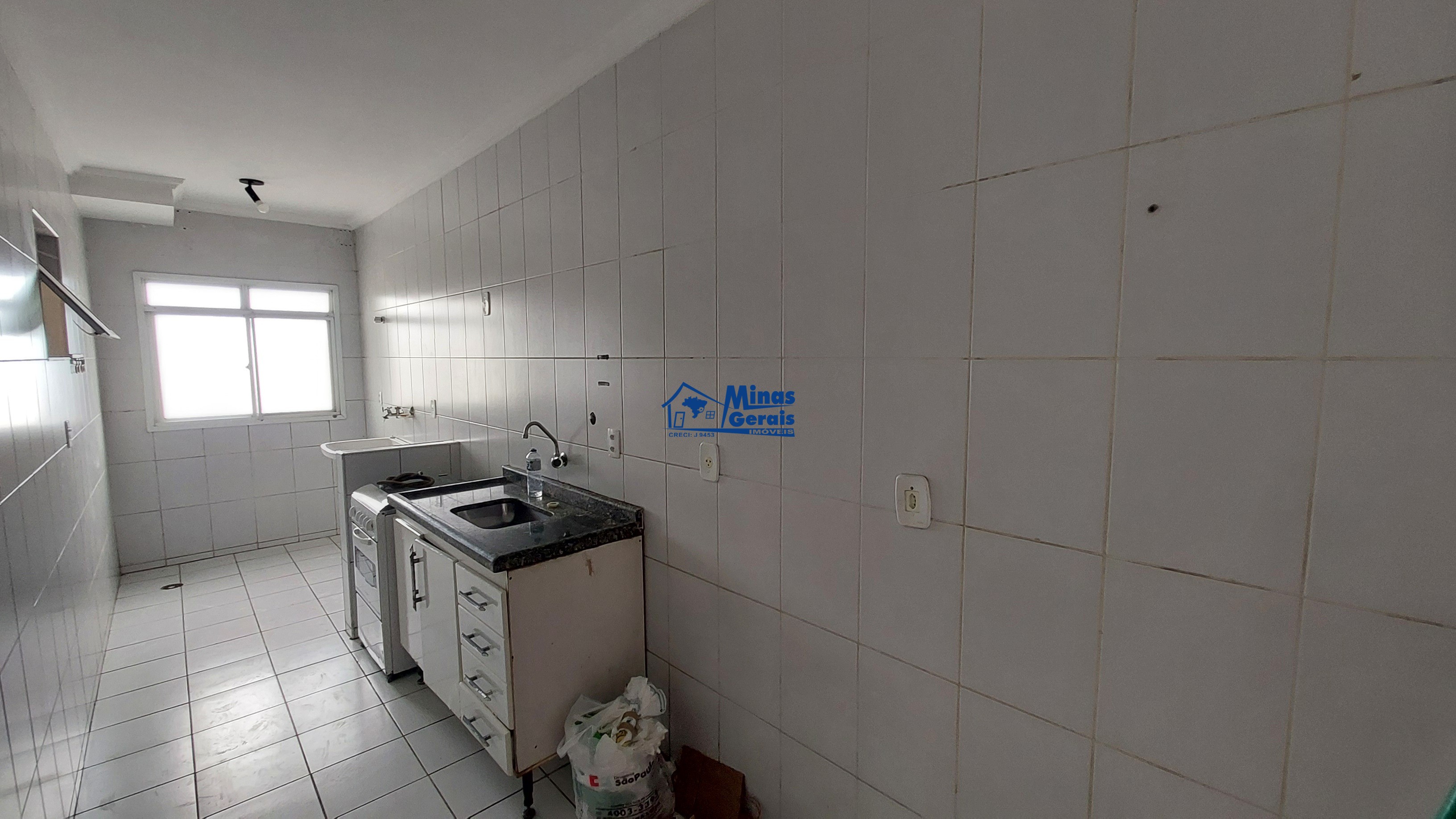 Apartamento à venda com 2 quartos, 55m² - Foto 3