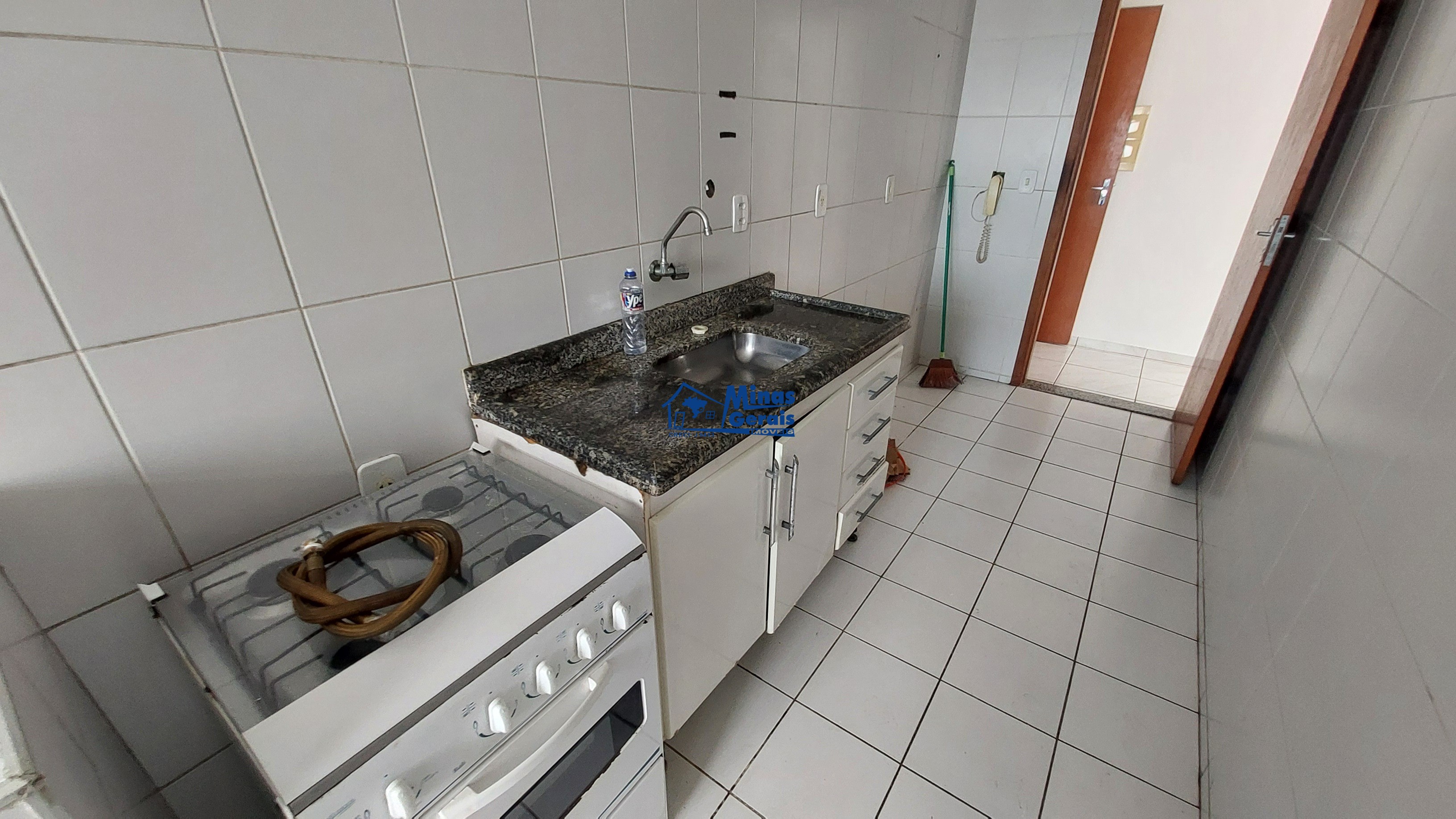 Apartamento à venda com 2 quartos, 55m² - Foto 4