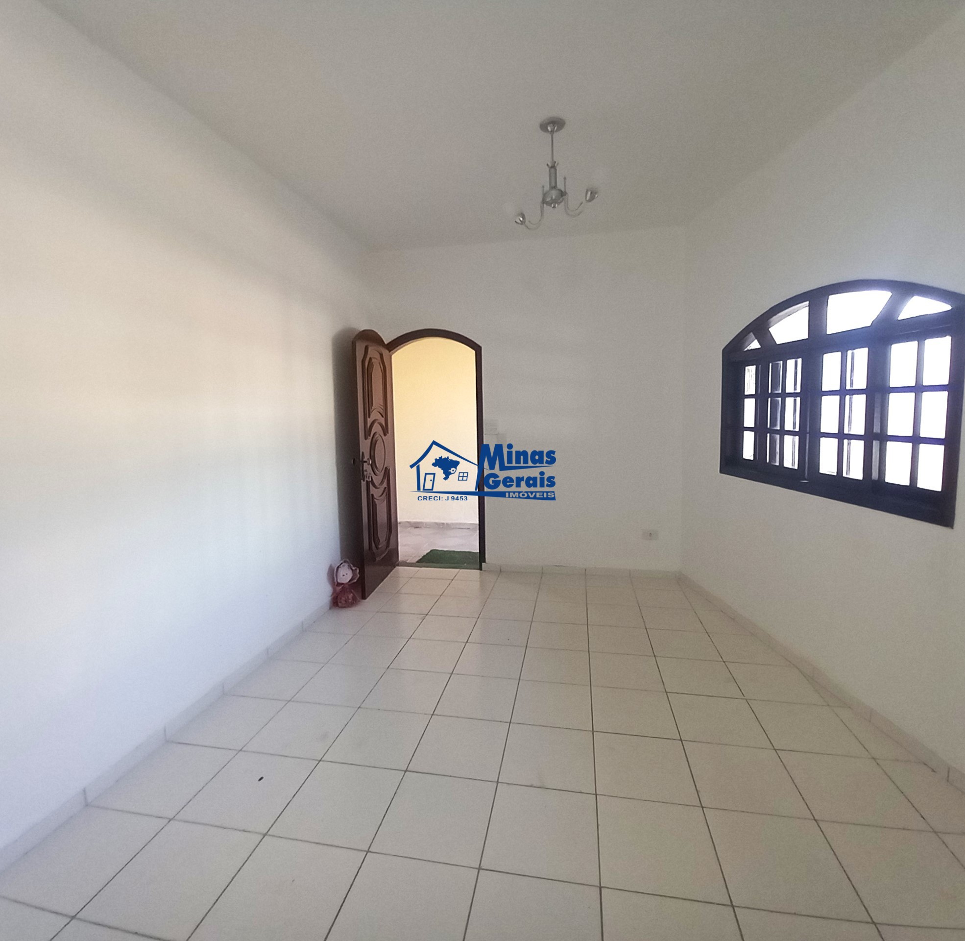 Casa à venda com 3 quartos, 80m² - Foto 7