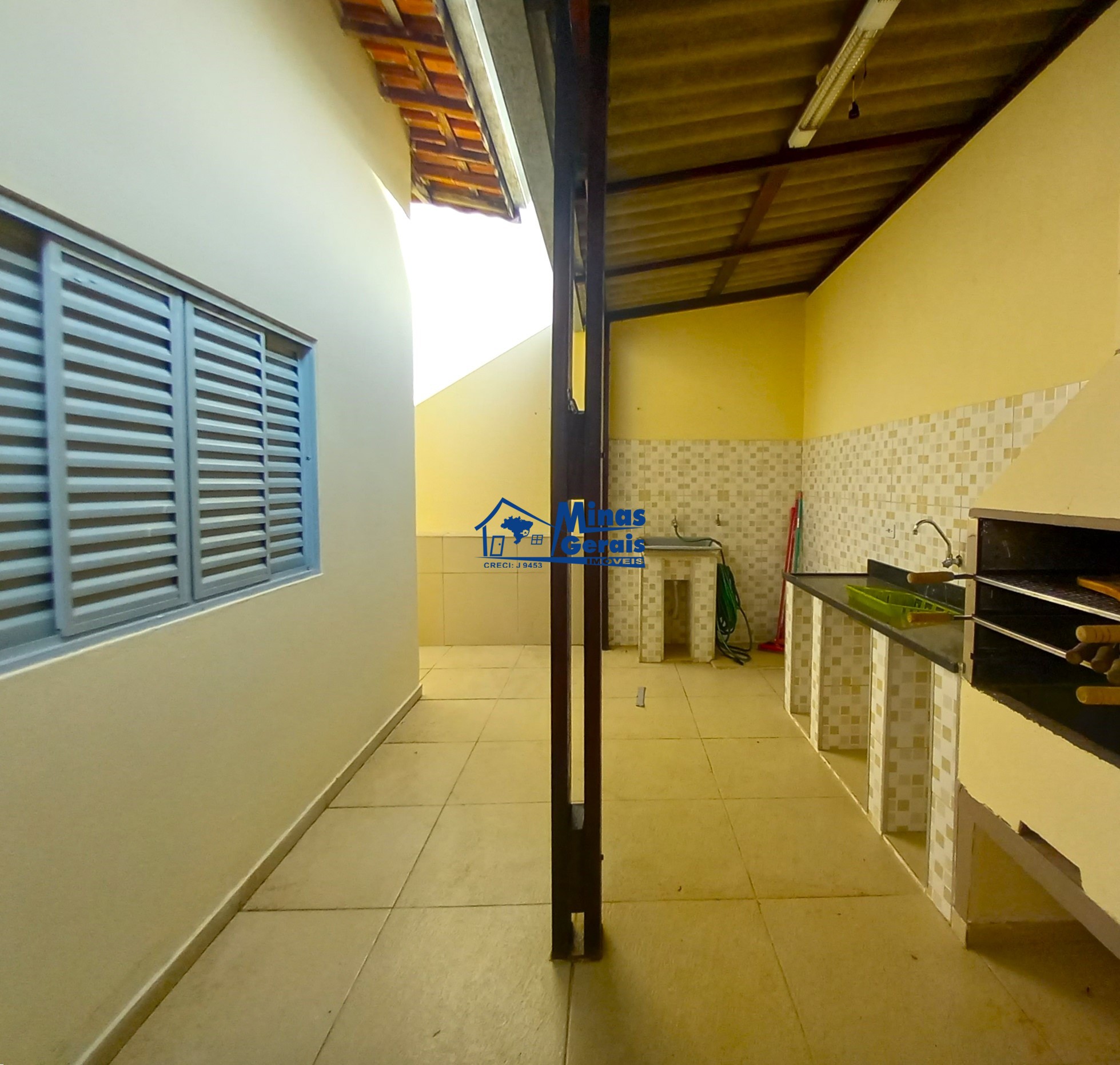 Casa à venda com 3 quartos, 80m² - Foto 24