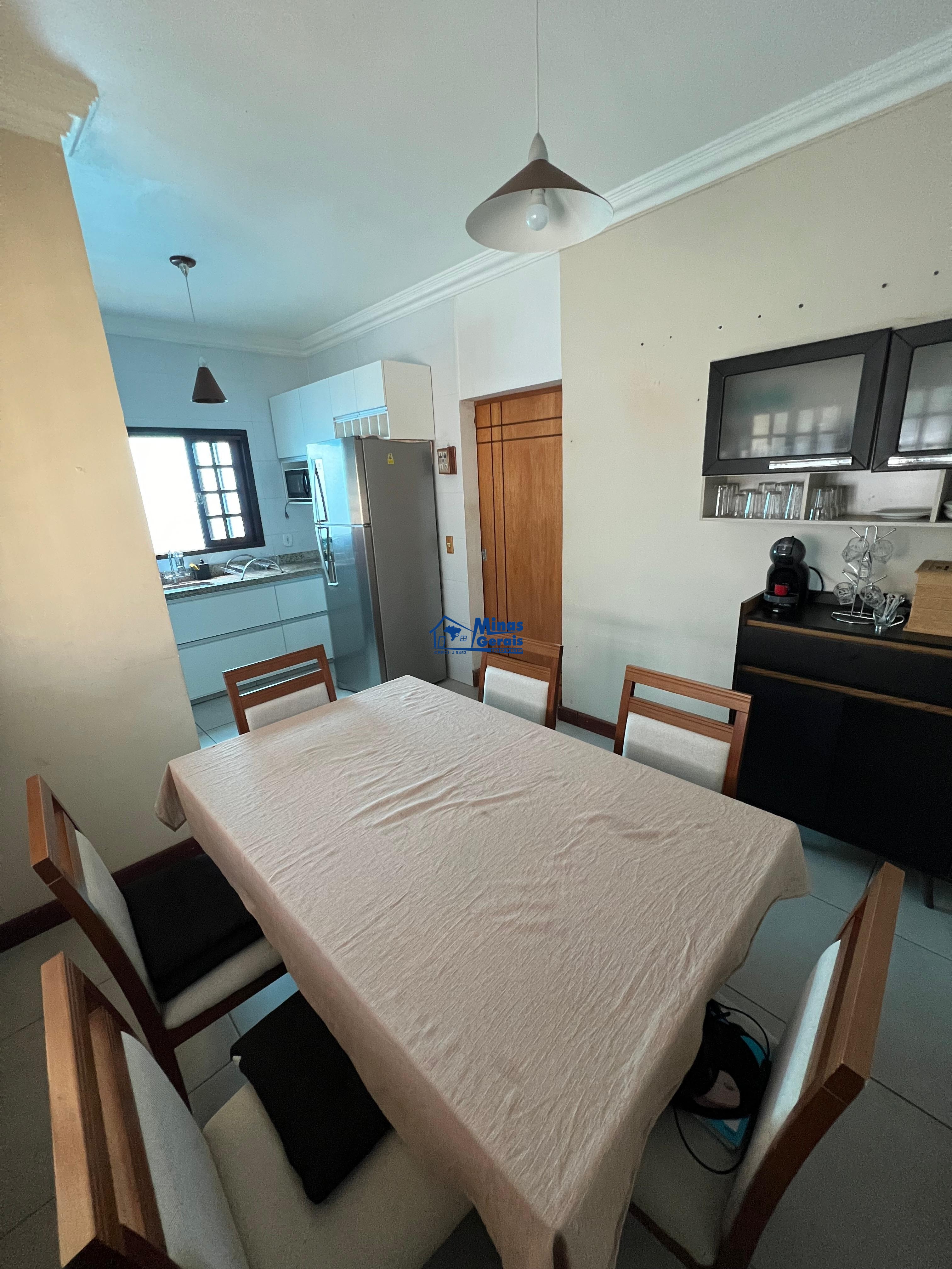 Casa para alugar com 4 quartos, 150m² - Foto 6