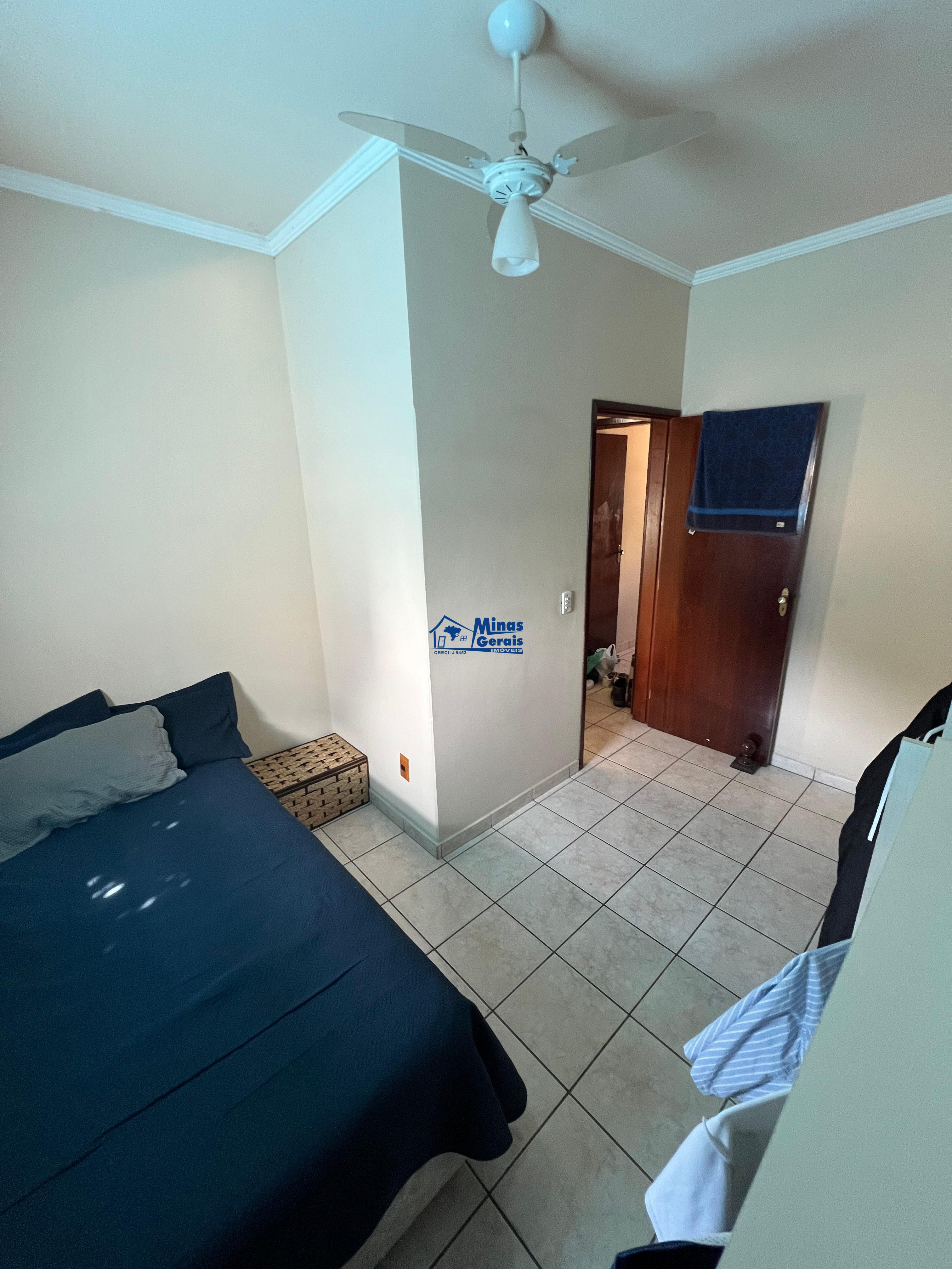Casa para alugar com 4 quartos, 150m² - Foto 12