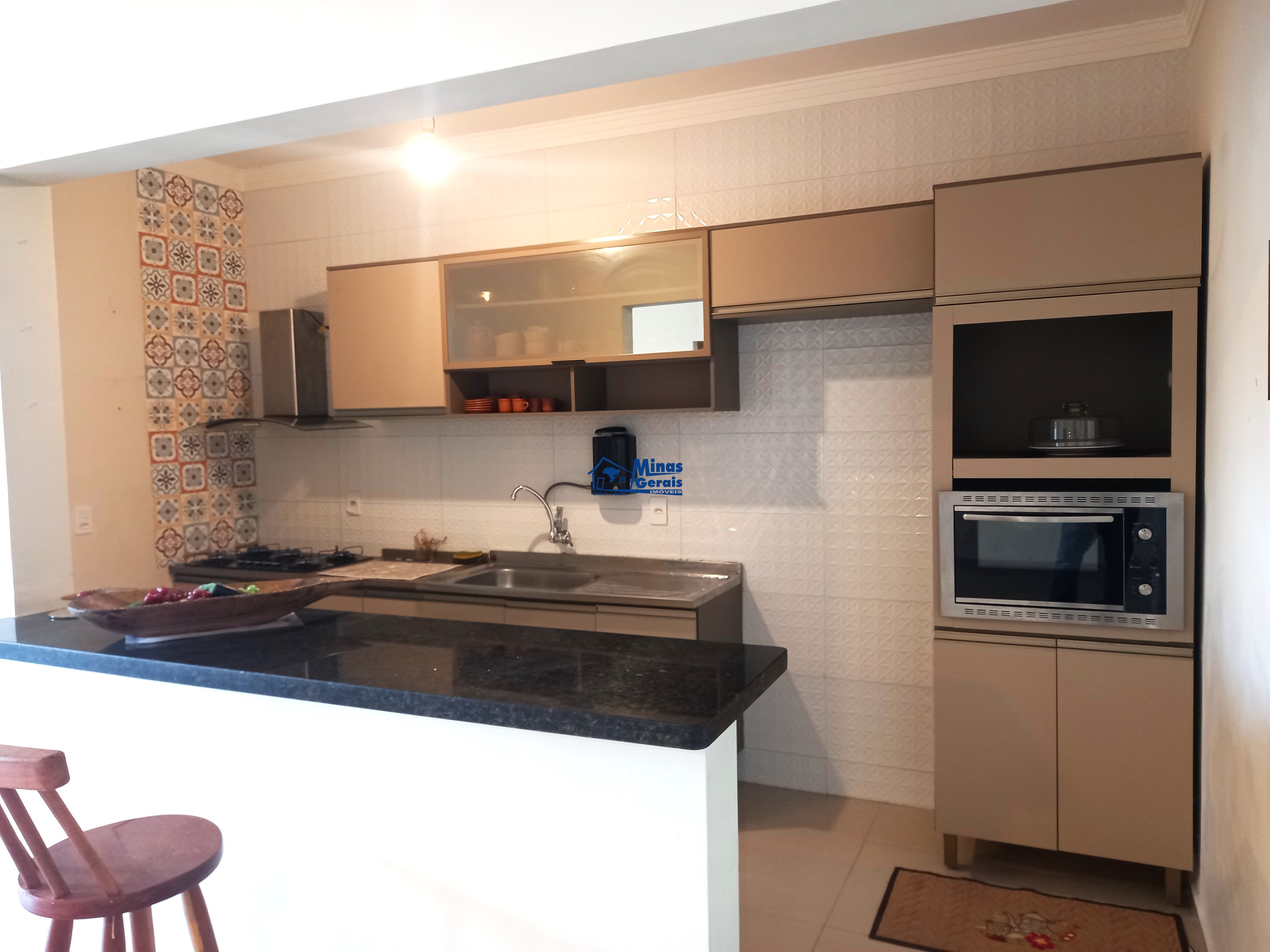 Casa para alugar com 2 quartos, 100m² - Foto 10