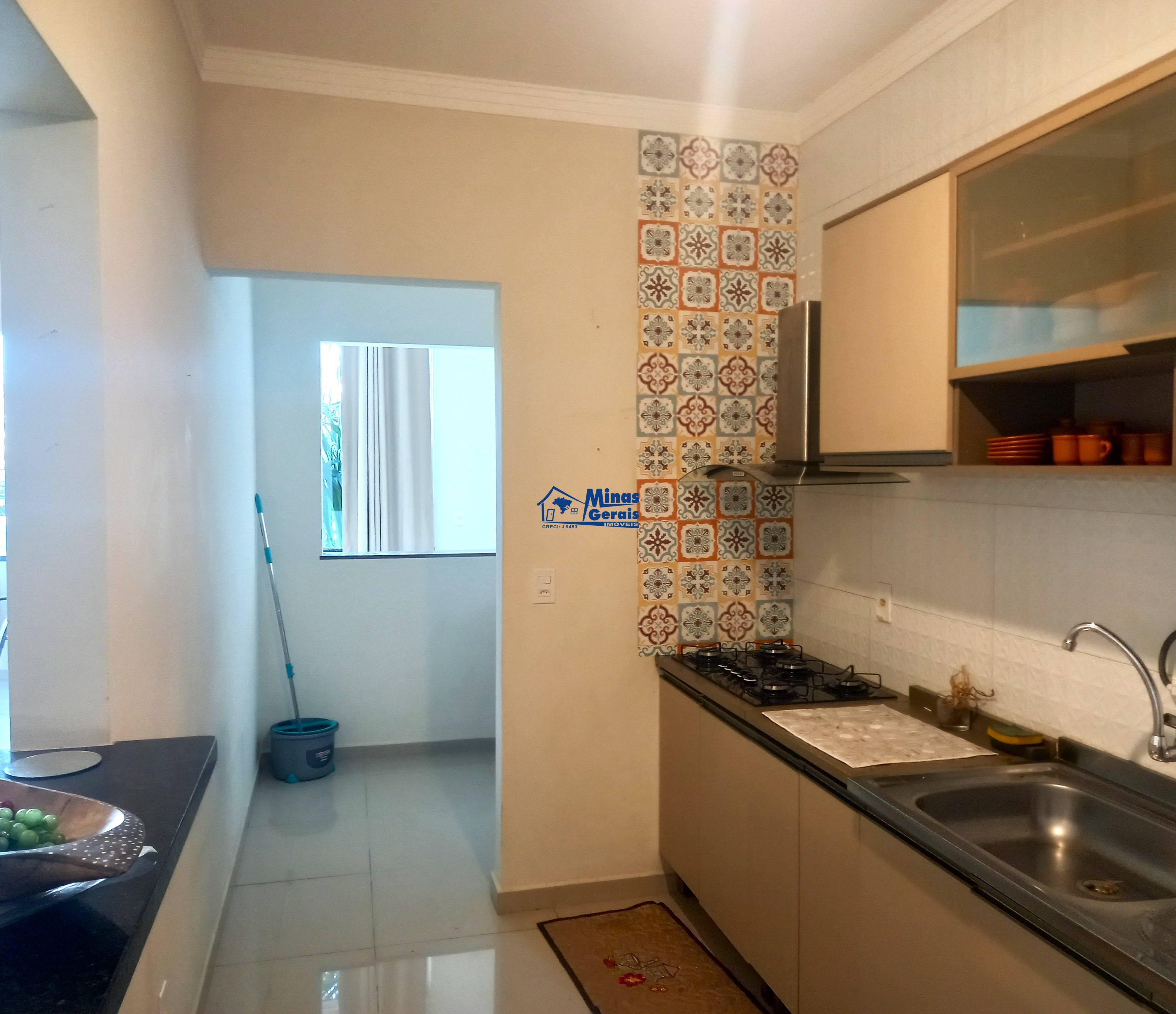 Casa para alugar com 2 quartos, 100m² - Foto 12