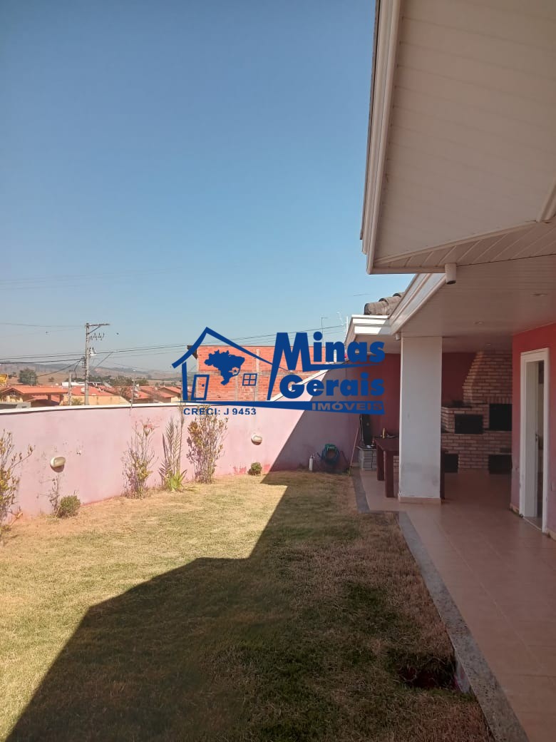 Casa à venda com 4 quartos, 165m² - Foto 12