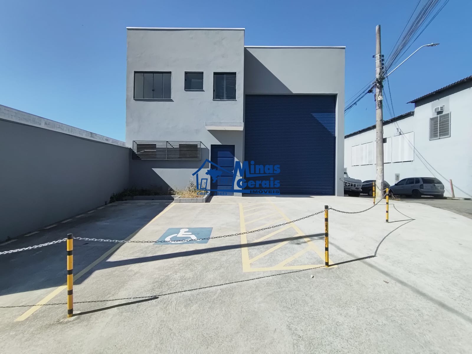 Depósito-Galpão-Armazém à venda, 155m² - Foto 1