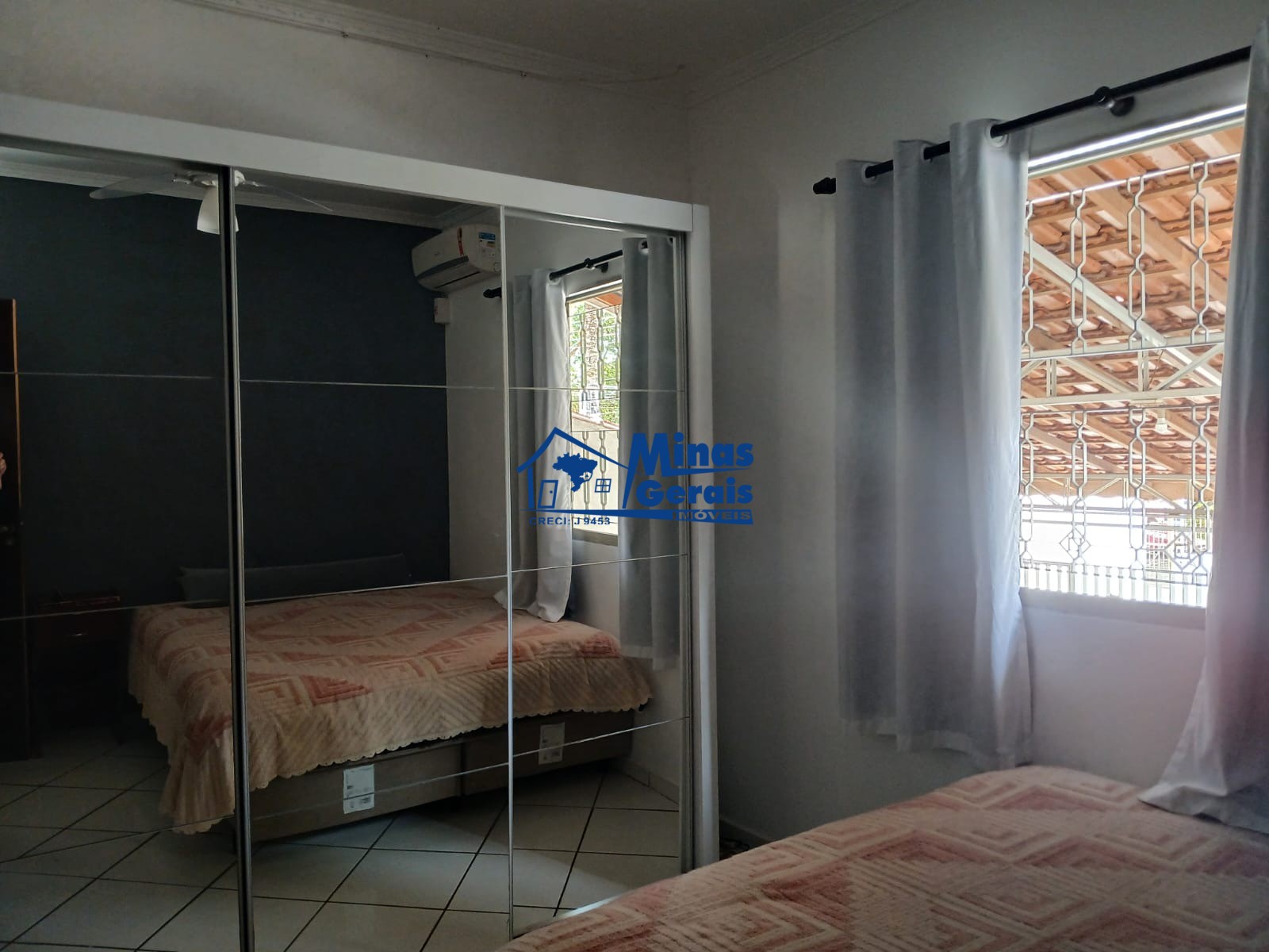 Casa à venda com 2 quartos, 52m² - Foto 8
