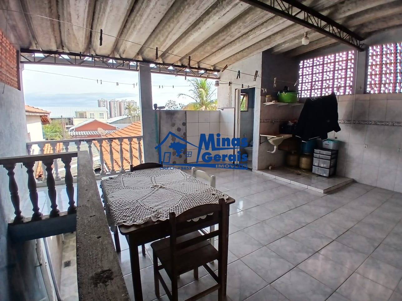 Casa à venda com 2 quartos, 52m² - Foto 15
