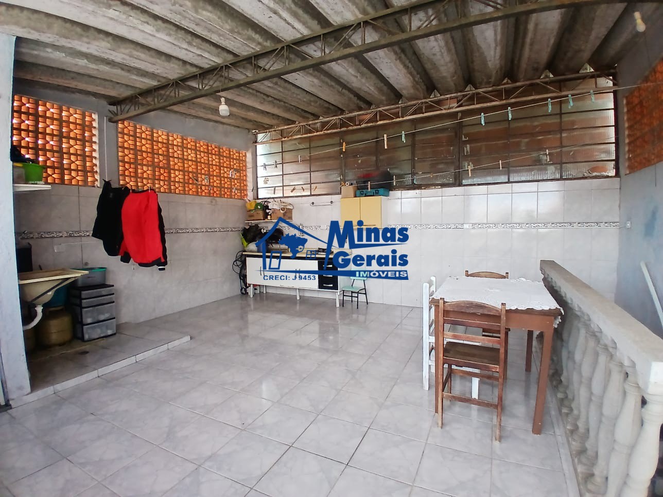 Casa à venda com 2 quartos, 52m² - Foto 14