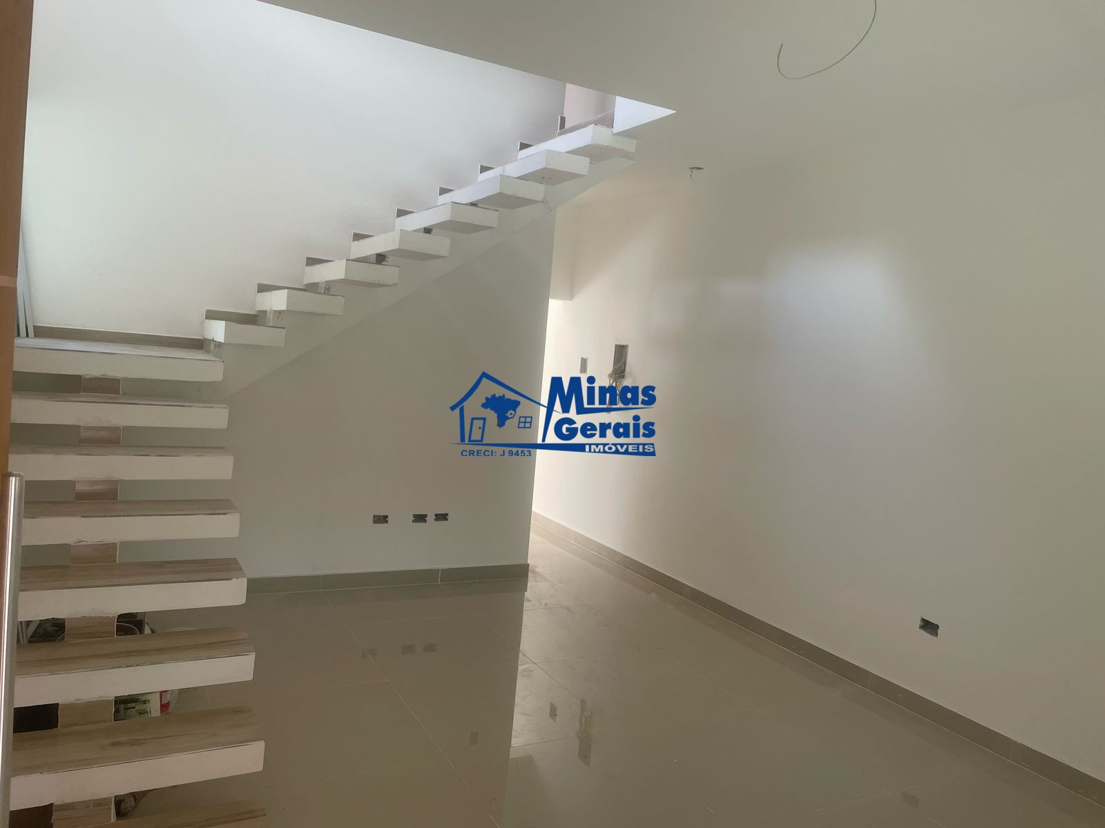 Casa à venda com 3 quartos, 150m² - Foto 10