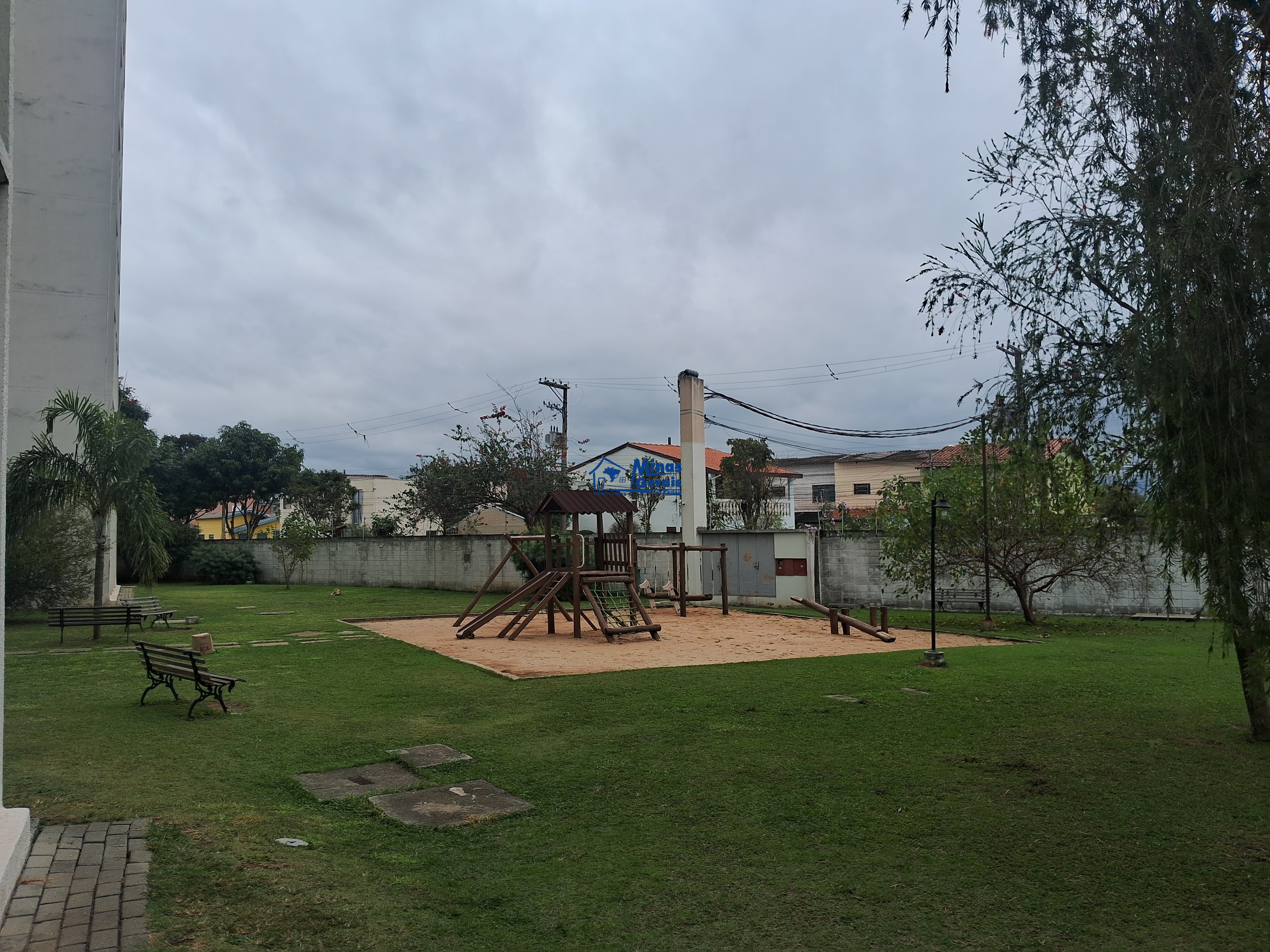 Apartamento para alugar com 2 quartos, 50m² - Foto 4