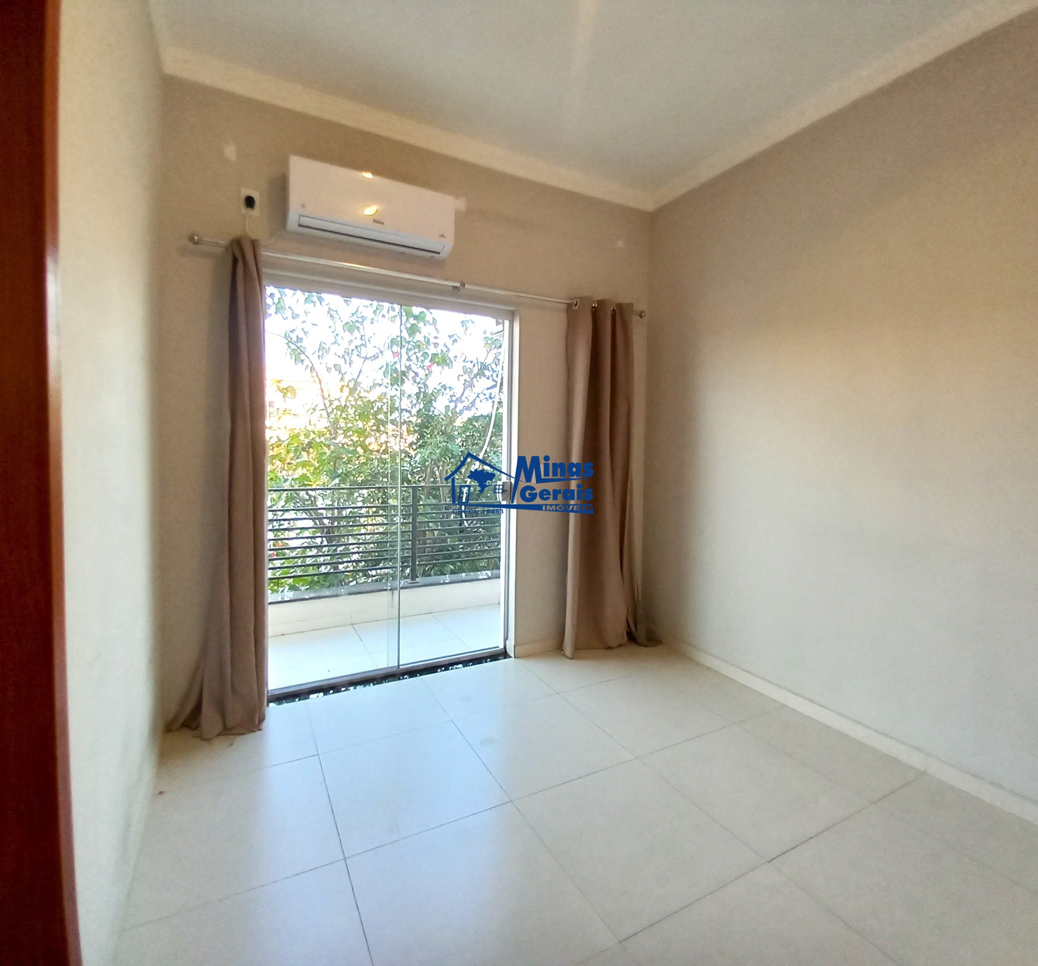 Casa para alugar com 2 quartos, 100m² - Foto 23