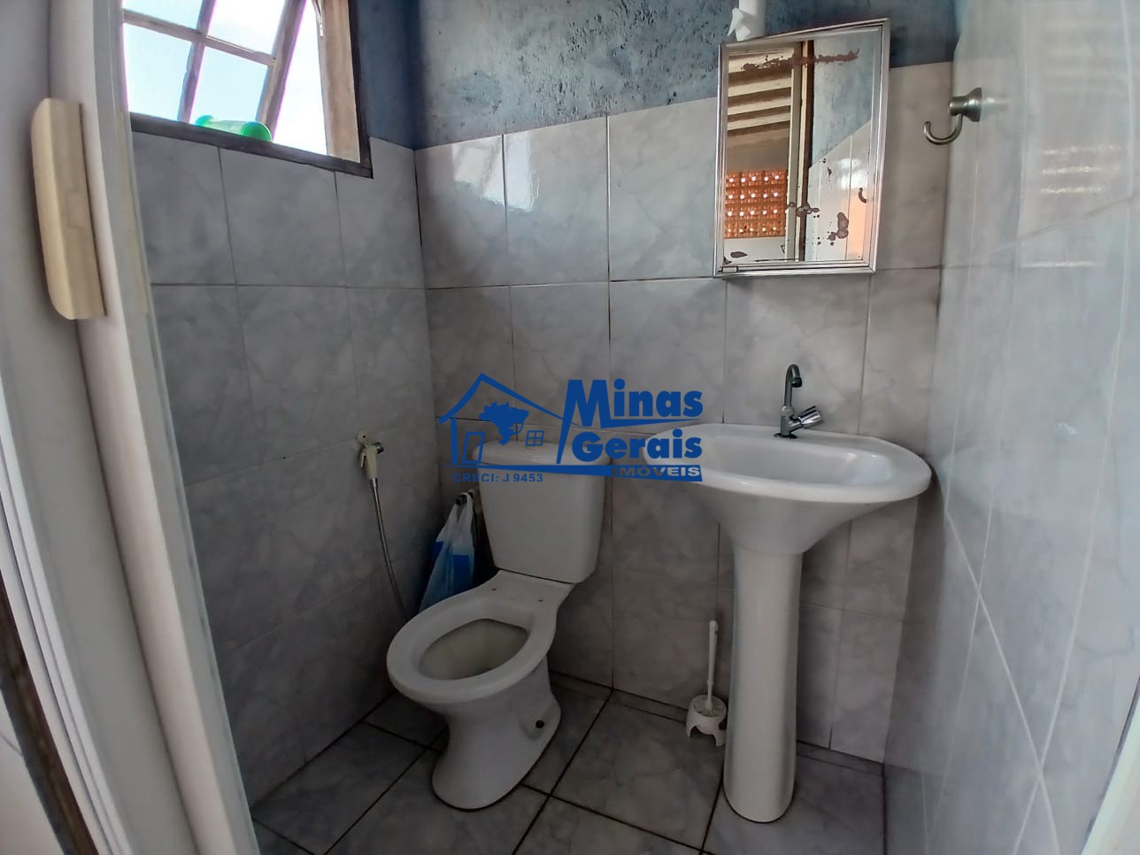 Casa à venda com 2 quartos, 52m² - Foto 11