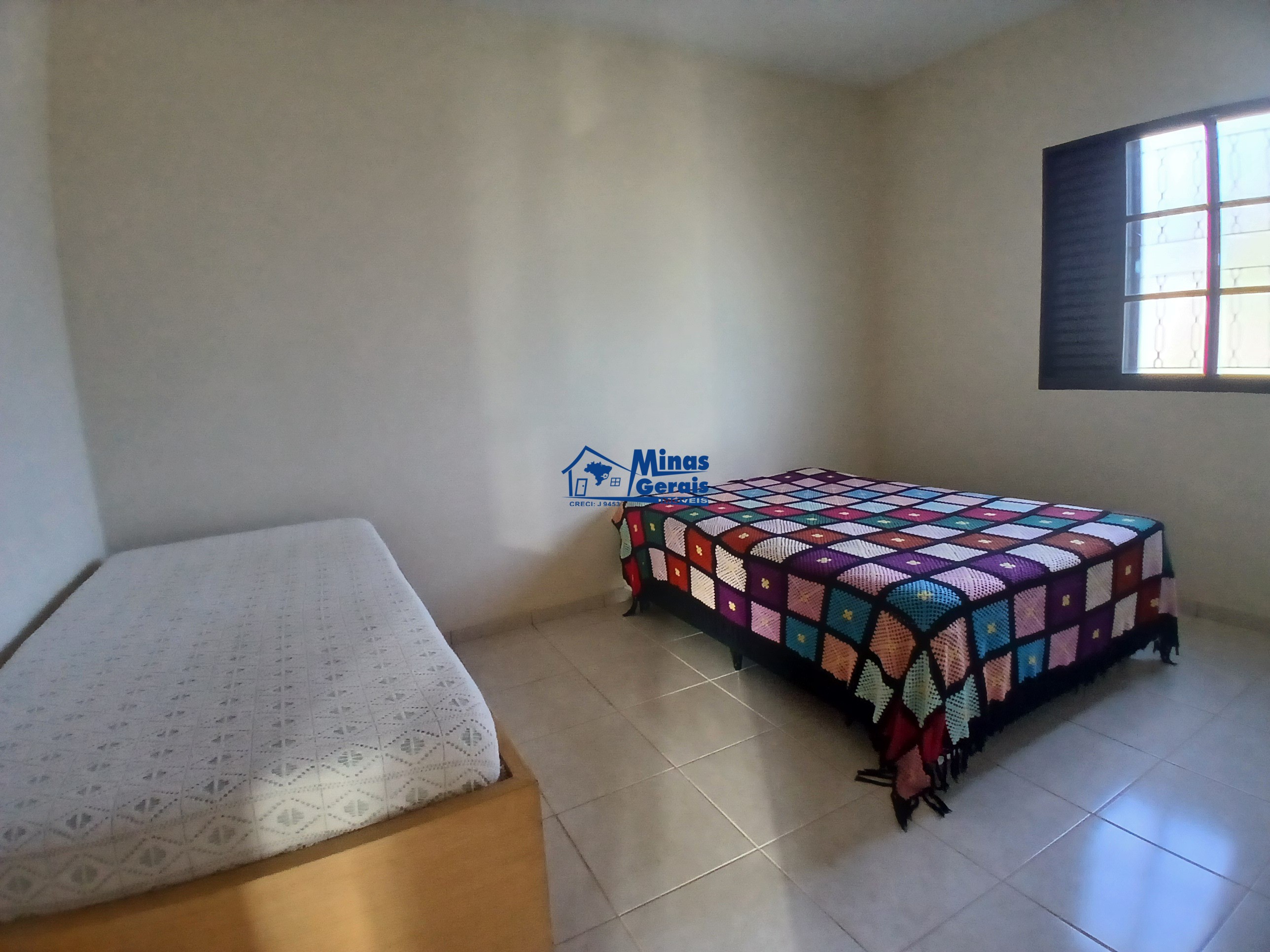 Casa à venda com 5 quartos, 145m² - Foto 6