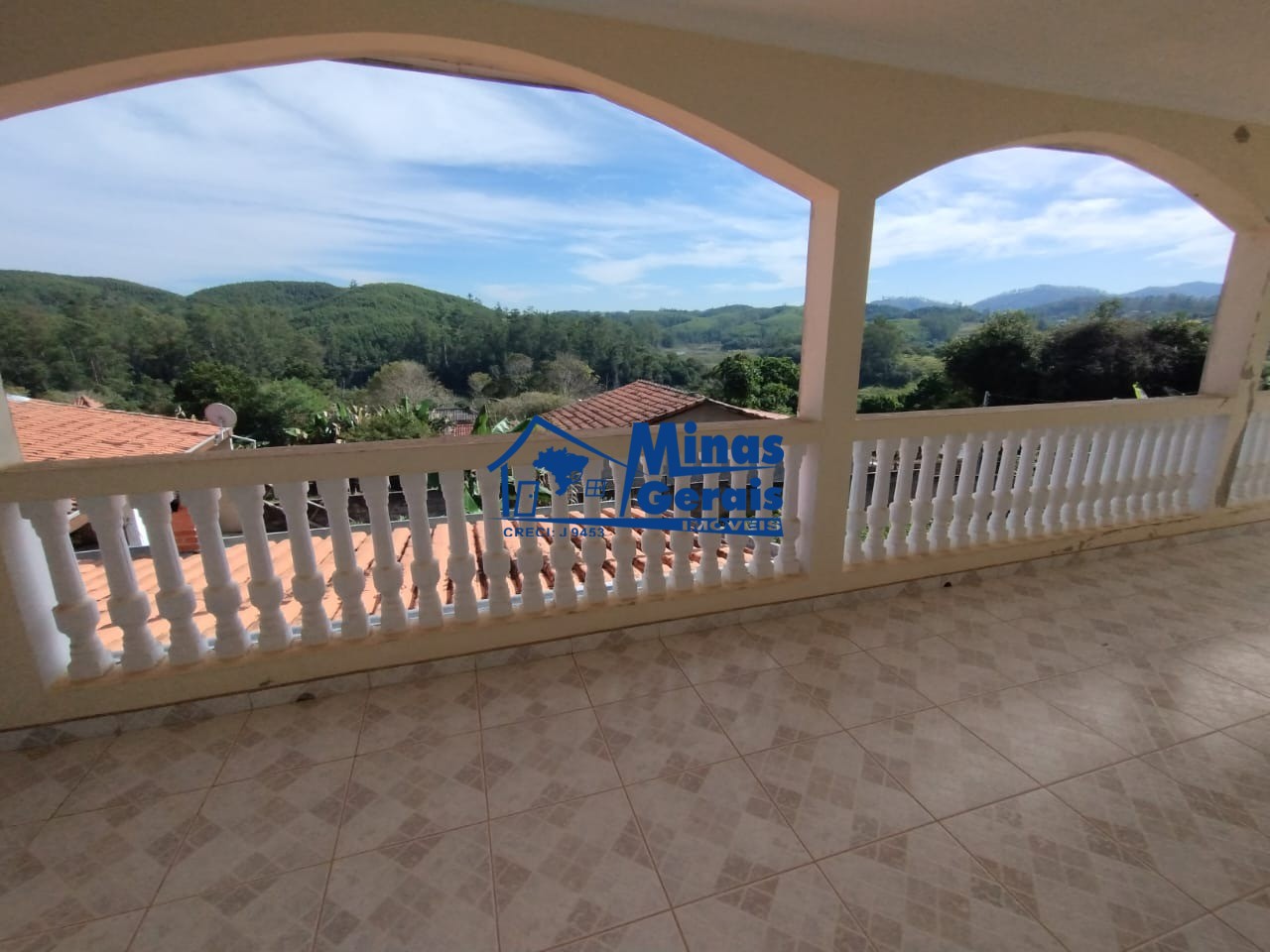 Chácara à venda com 3 quartos, 429m² - Foto 4