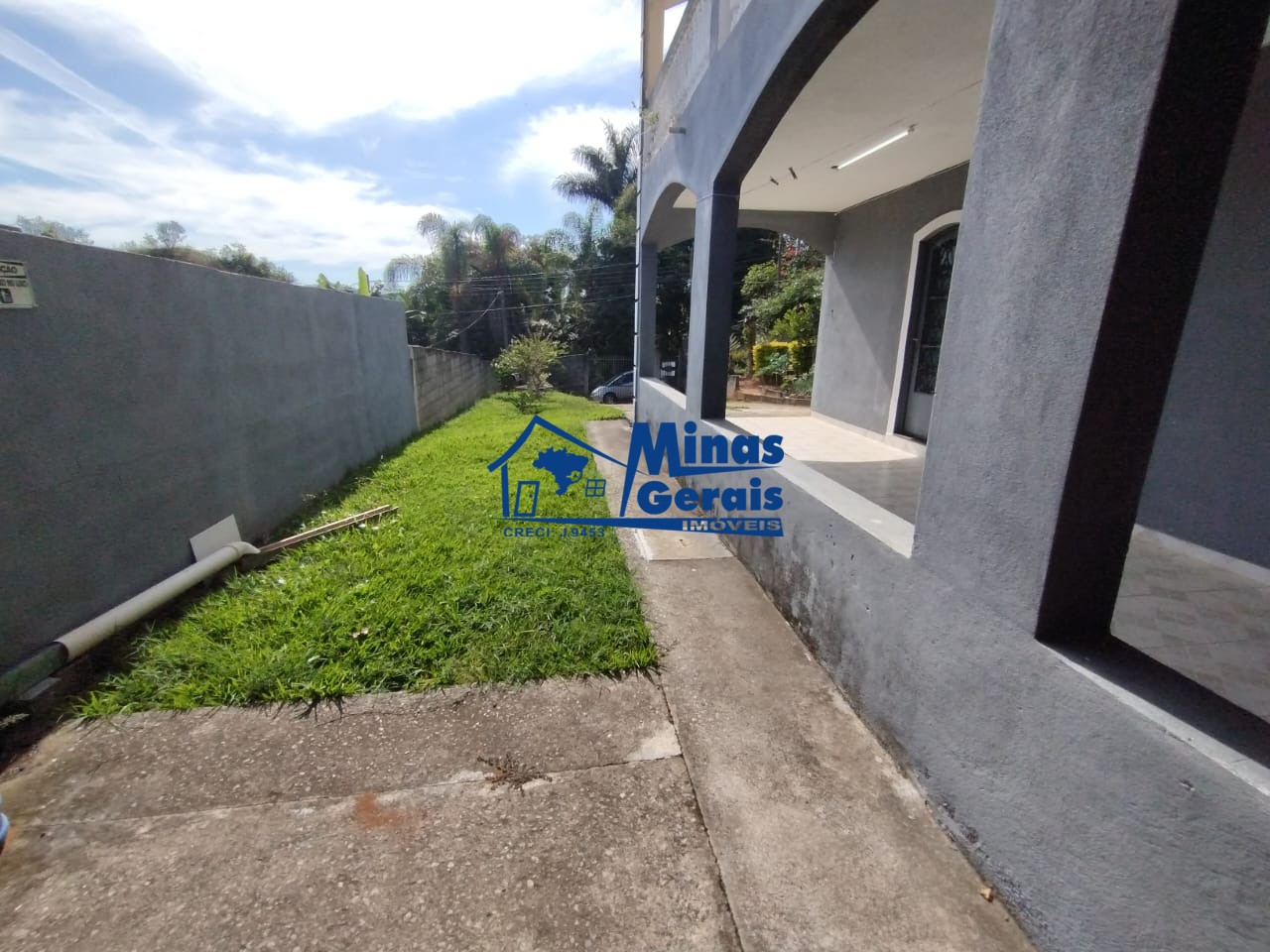 Chácara à venda com 3 quartos, 429m² - Foto 2