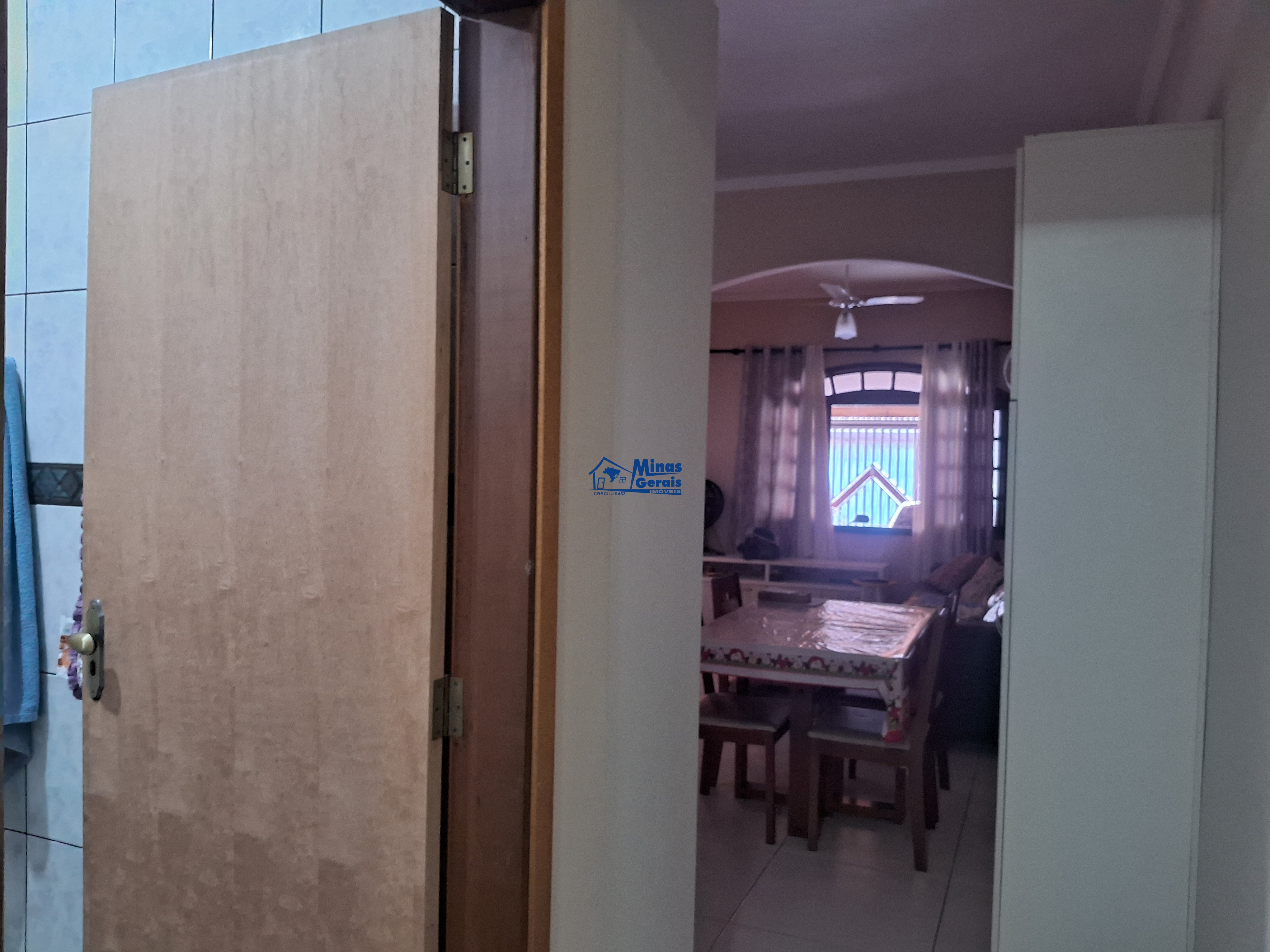 Casa à venda com 3 quartos, 149m² - Foto 9