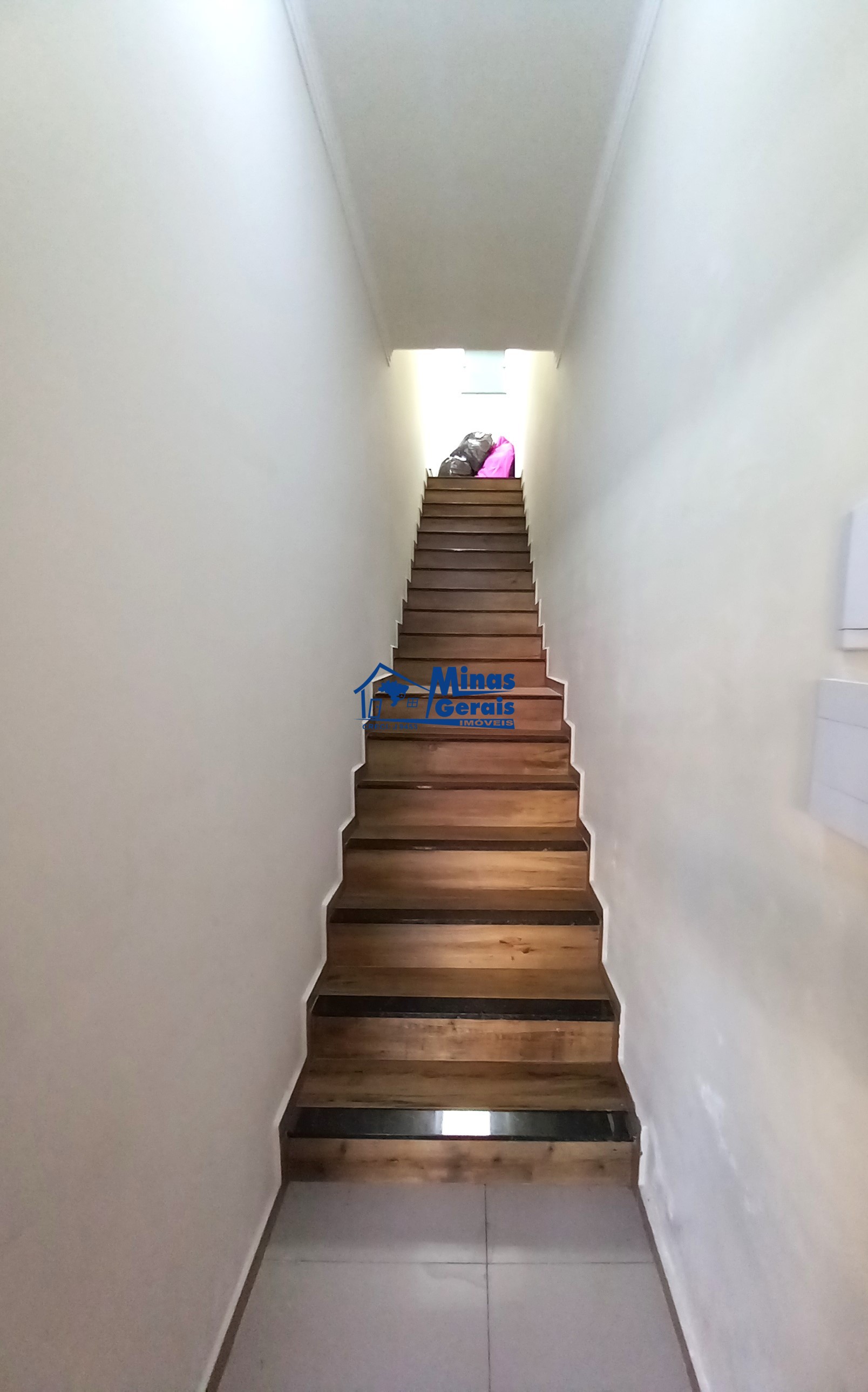 Casa para alugar com 2 quartos, 100m² - Foto 3