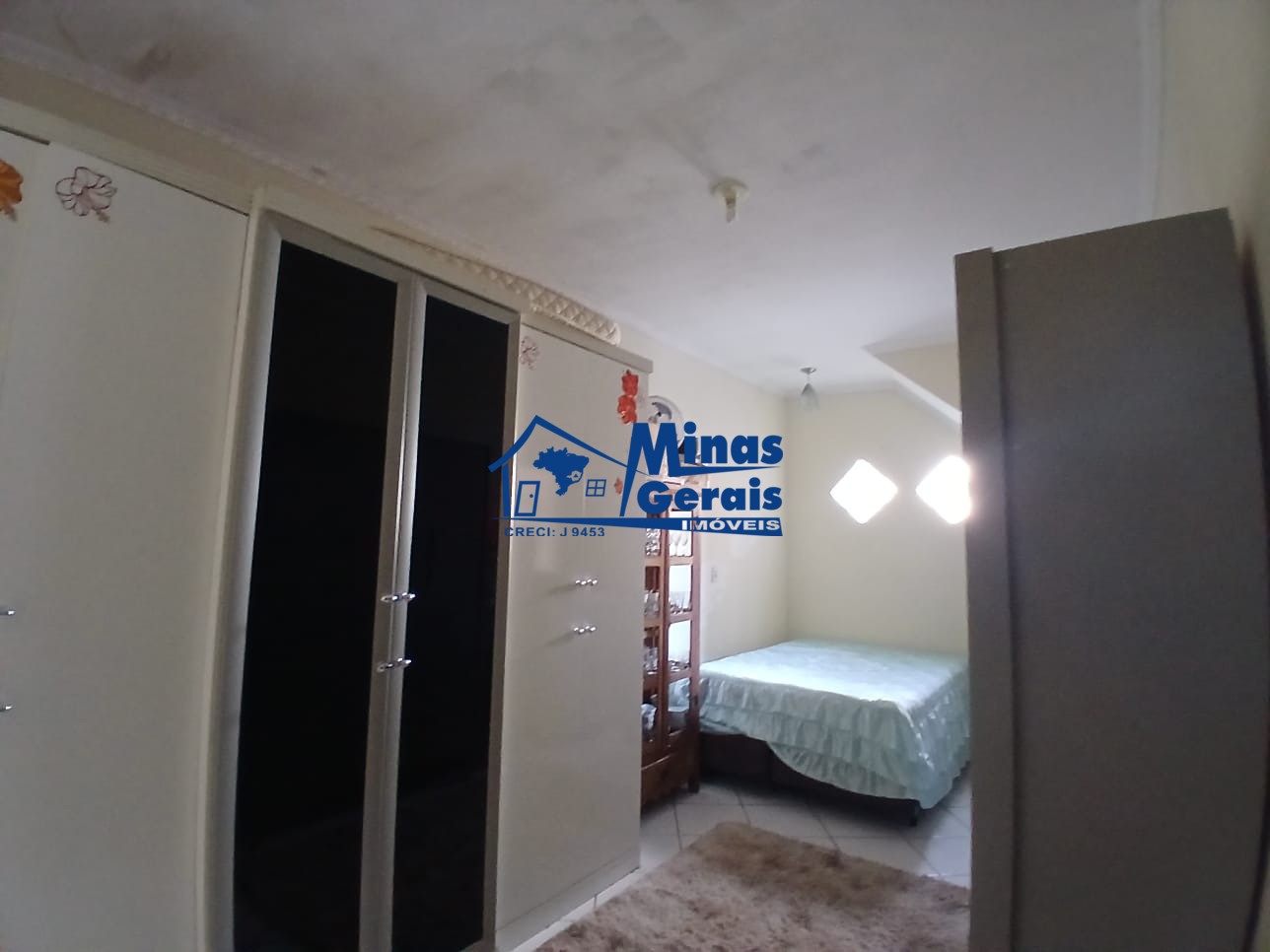 Casa à venda com 2 quartos, 52m² - Foto 10