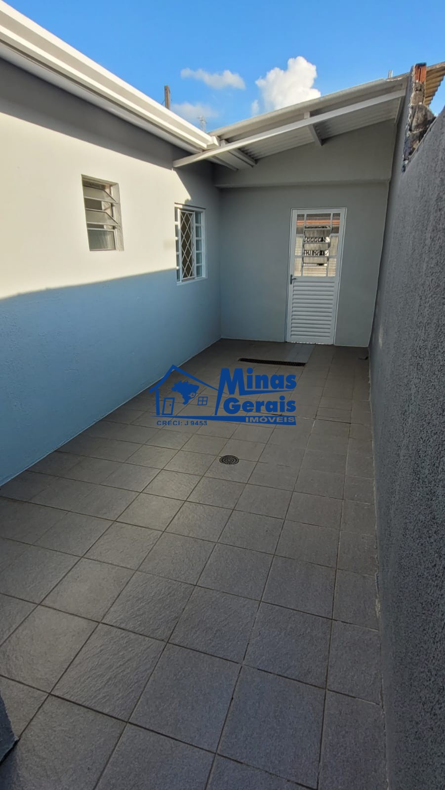 Casa à venda com 2 quartos, 80m² - Foto 16