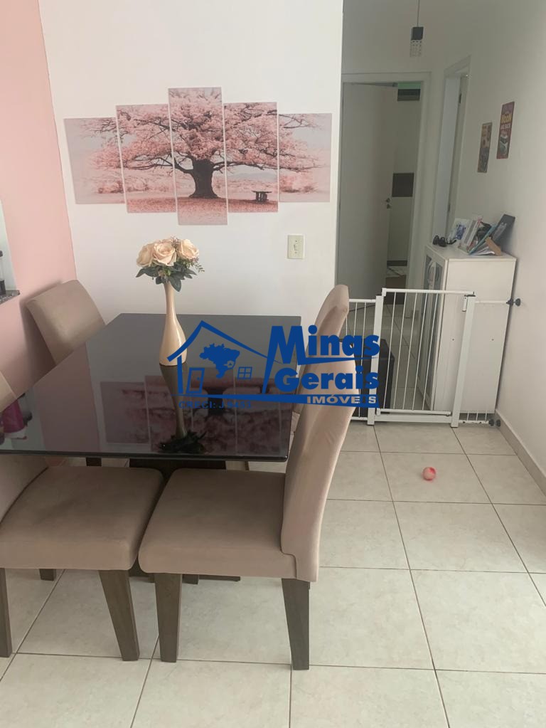 Apartamento à venda com 2 quartos, 60m² - Foto 4