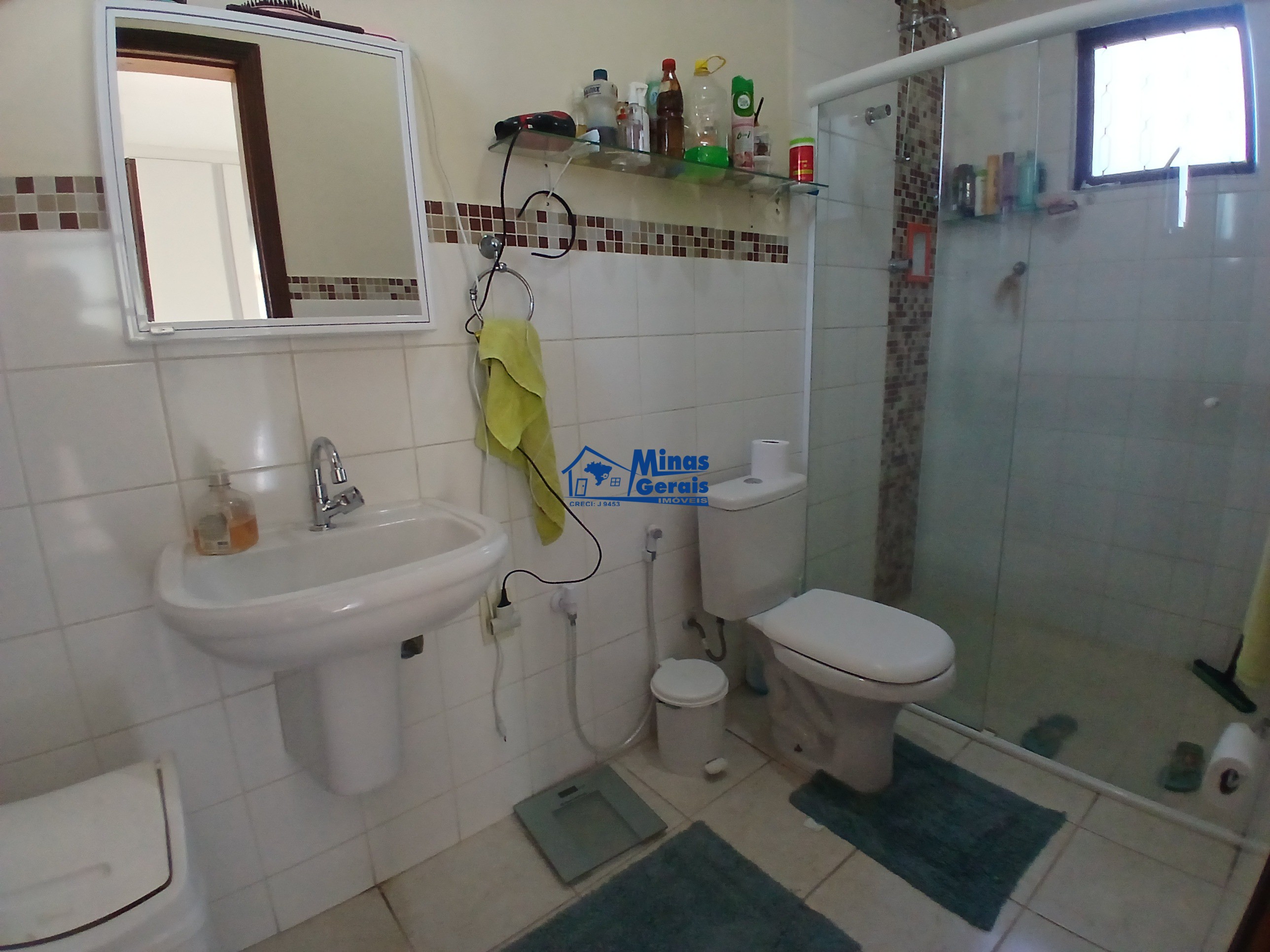 Casa à venda com 5 quartos, 145m² - Foto 8