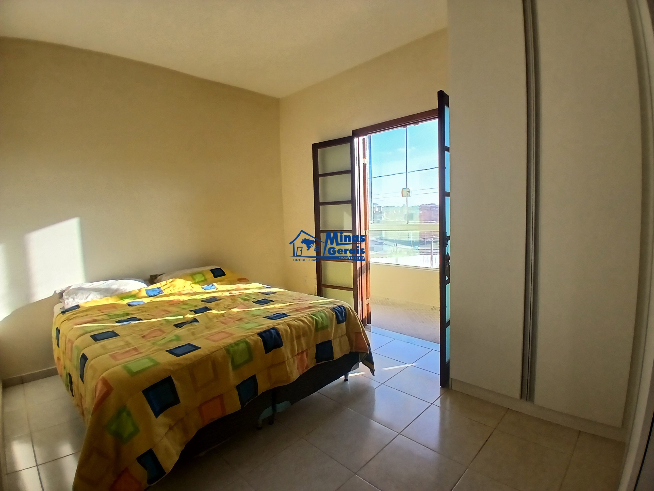 Casa à venda com 5 quartos, 145m² - Foto 5