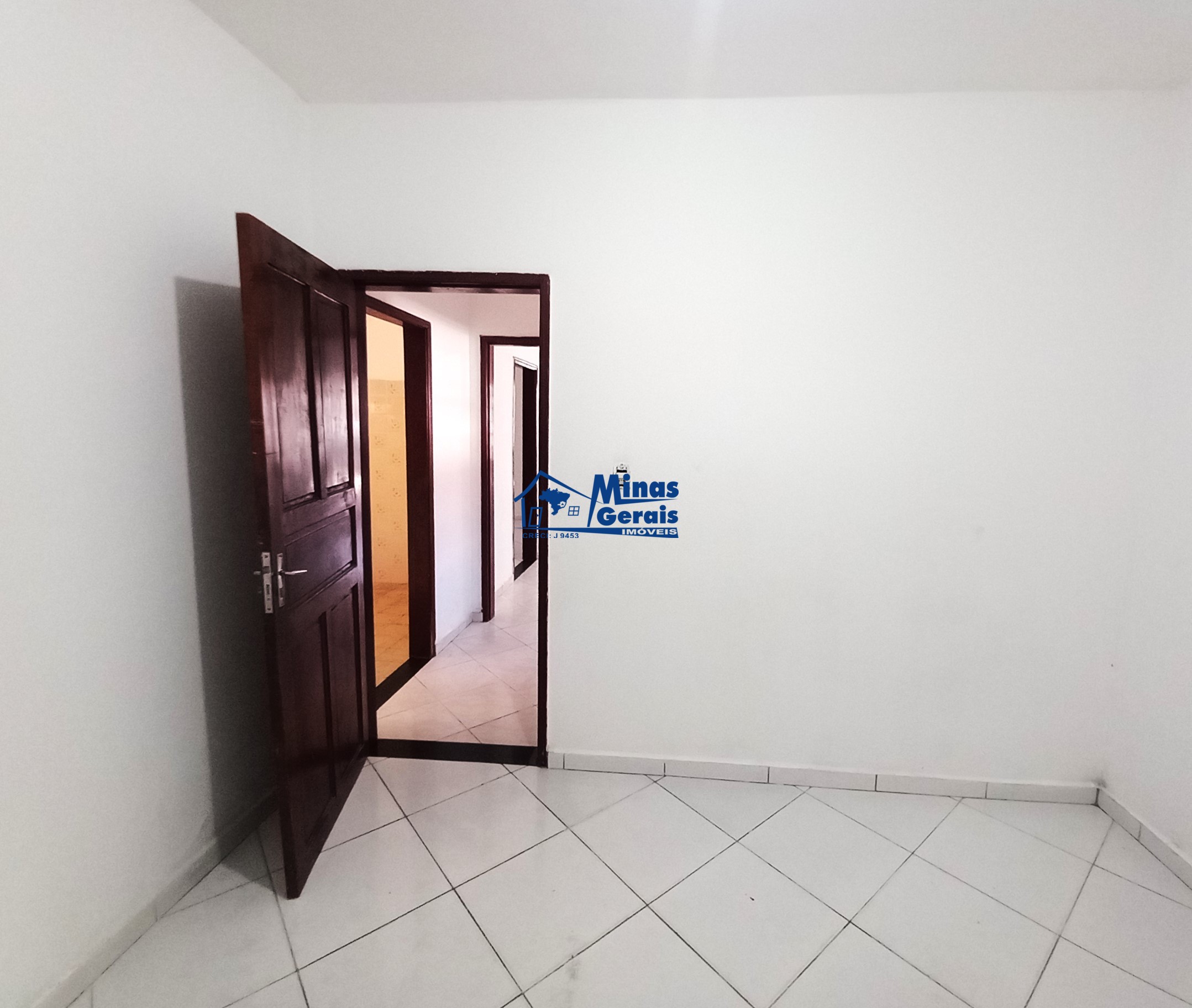 Casa para alugar com 2 quartos, 64m² - Foto 16