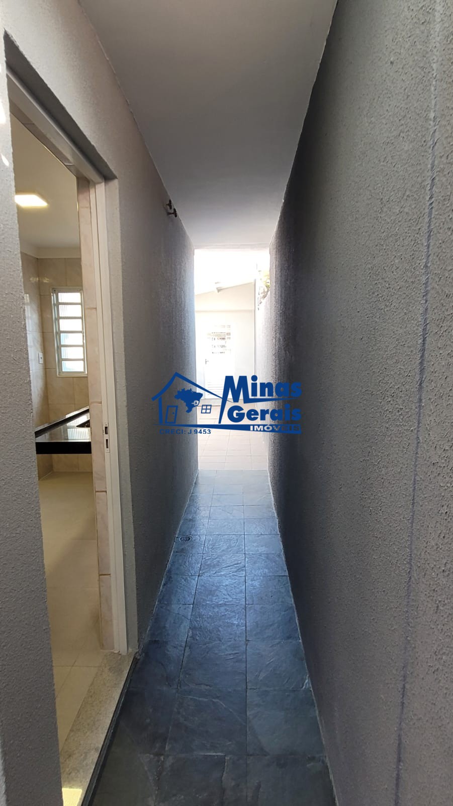 Casa à venda com 2 quartos, 80m² - Foto 15