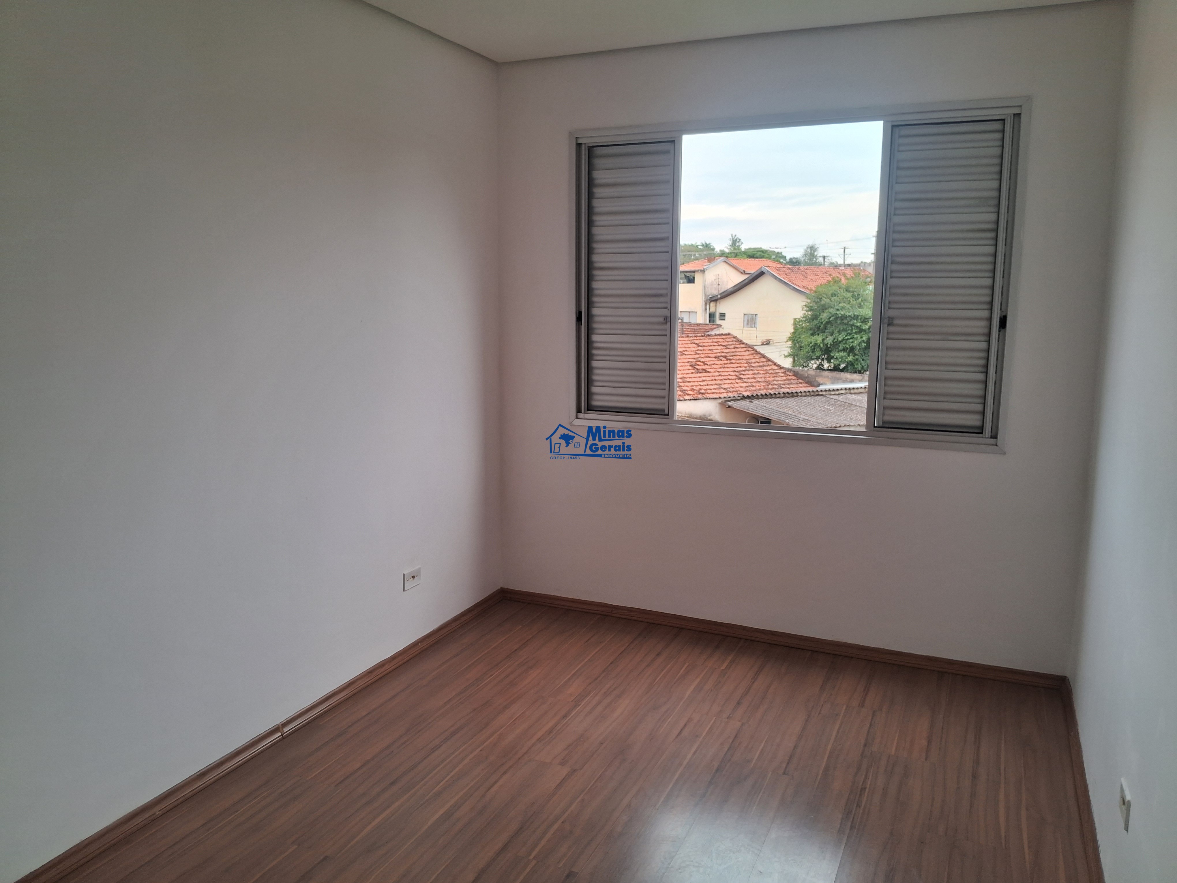 Apartamento para alugar com 2 quartos, 50m² - Foto 13