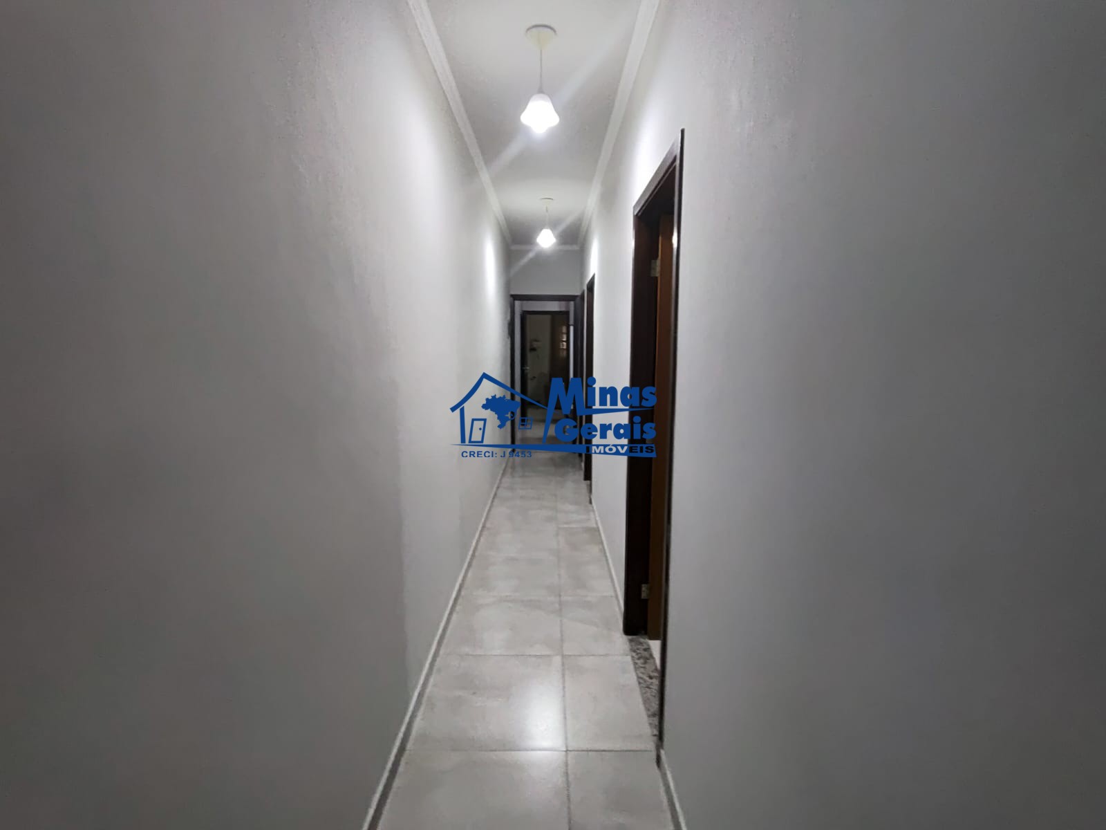 Casa à venda com 3 quartos, 78m² - Foto 4