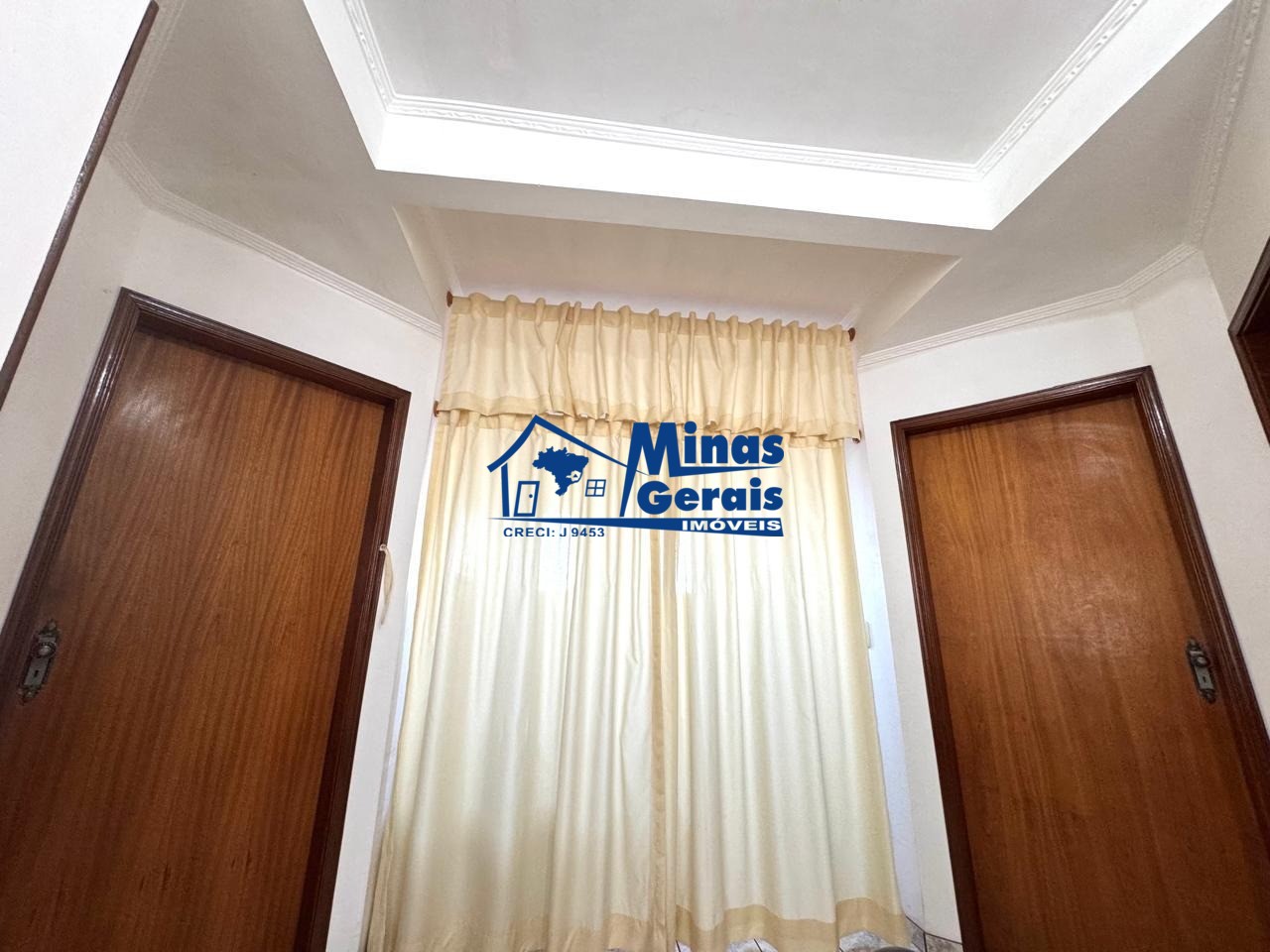 Casa à venda com 4 quartos, 239m² - Foto 21