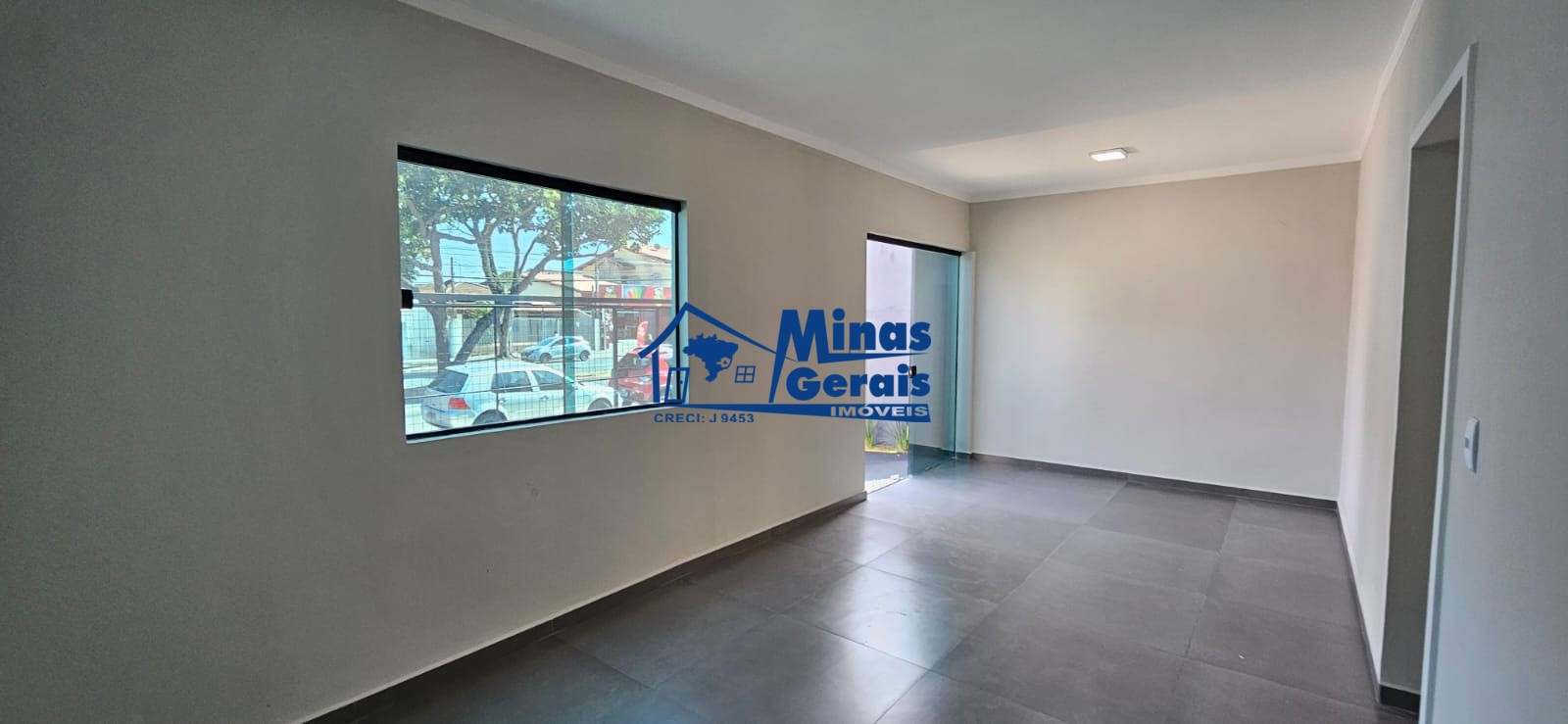 Casa para alugar com 3 quartos, 85m² - Foto 1