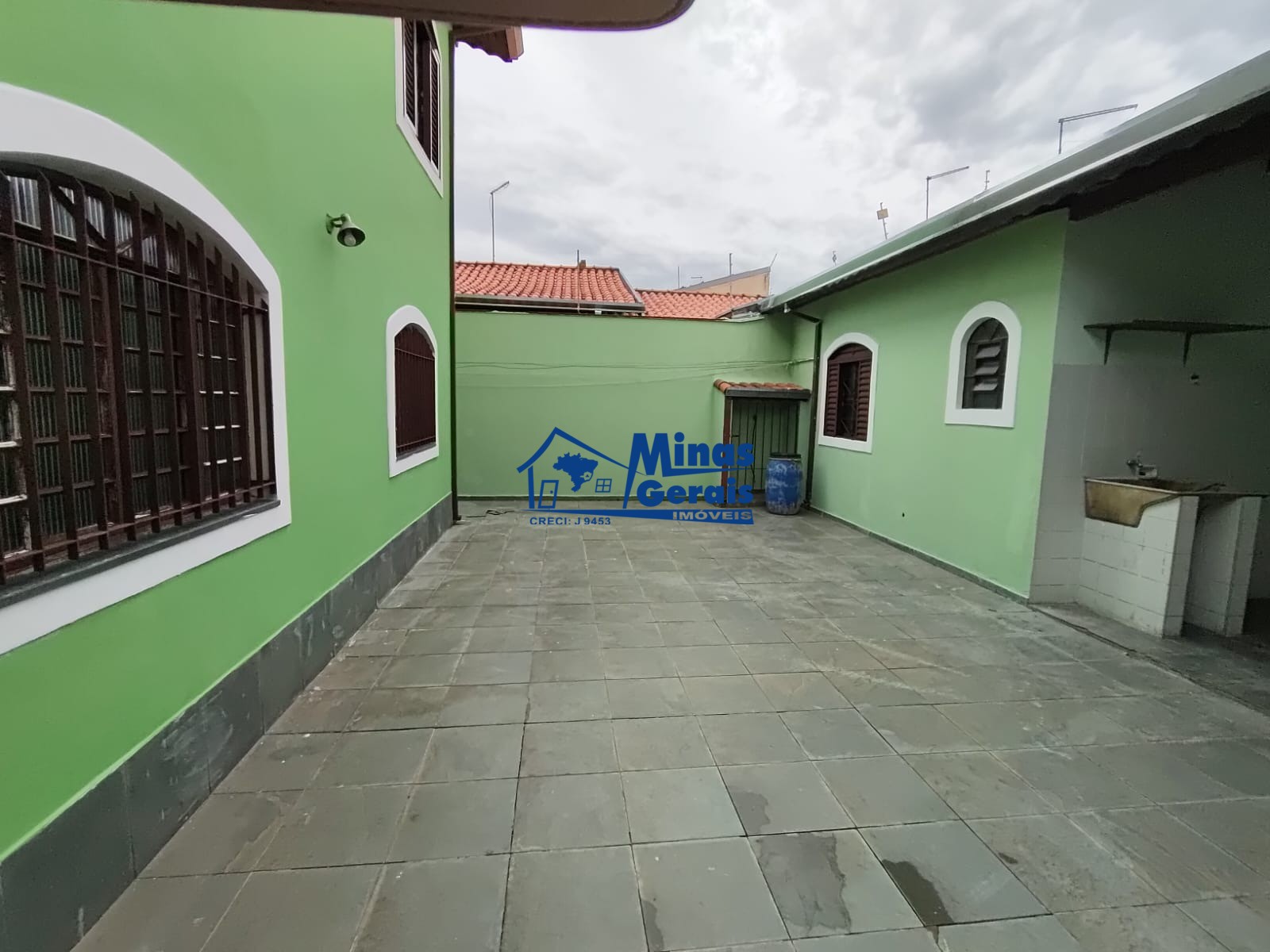 Casa à venda com 5 quartos, 235m² - Foto 27