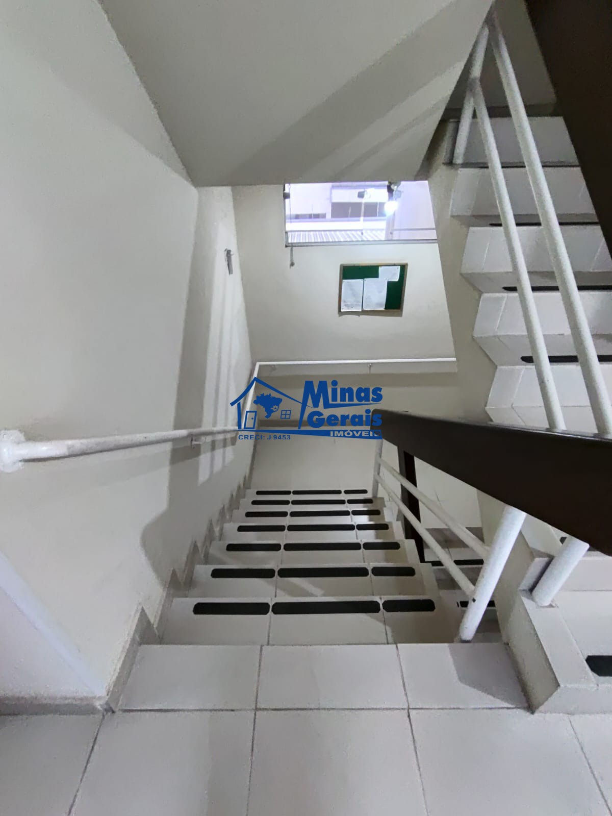 Apartamento à venda com 2 quartos, 70m² - Foto 14